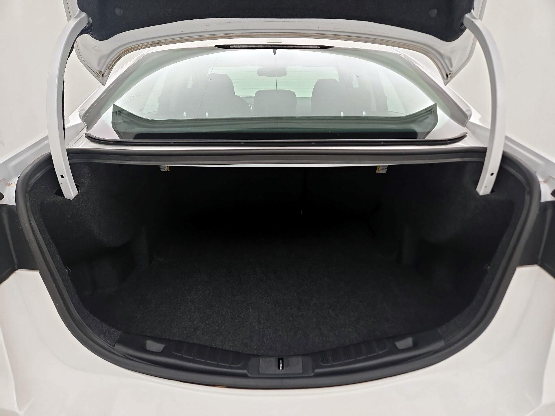 Thumbnail: 2020 Ford Fusion - 20