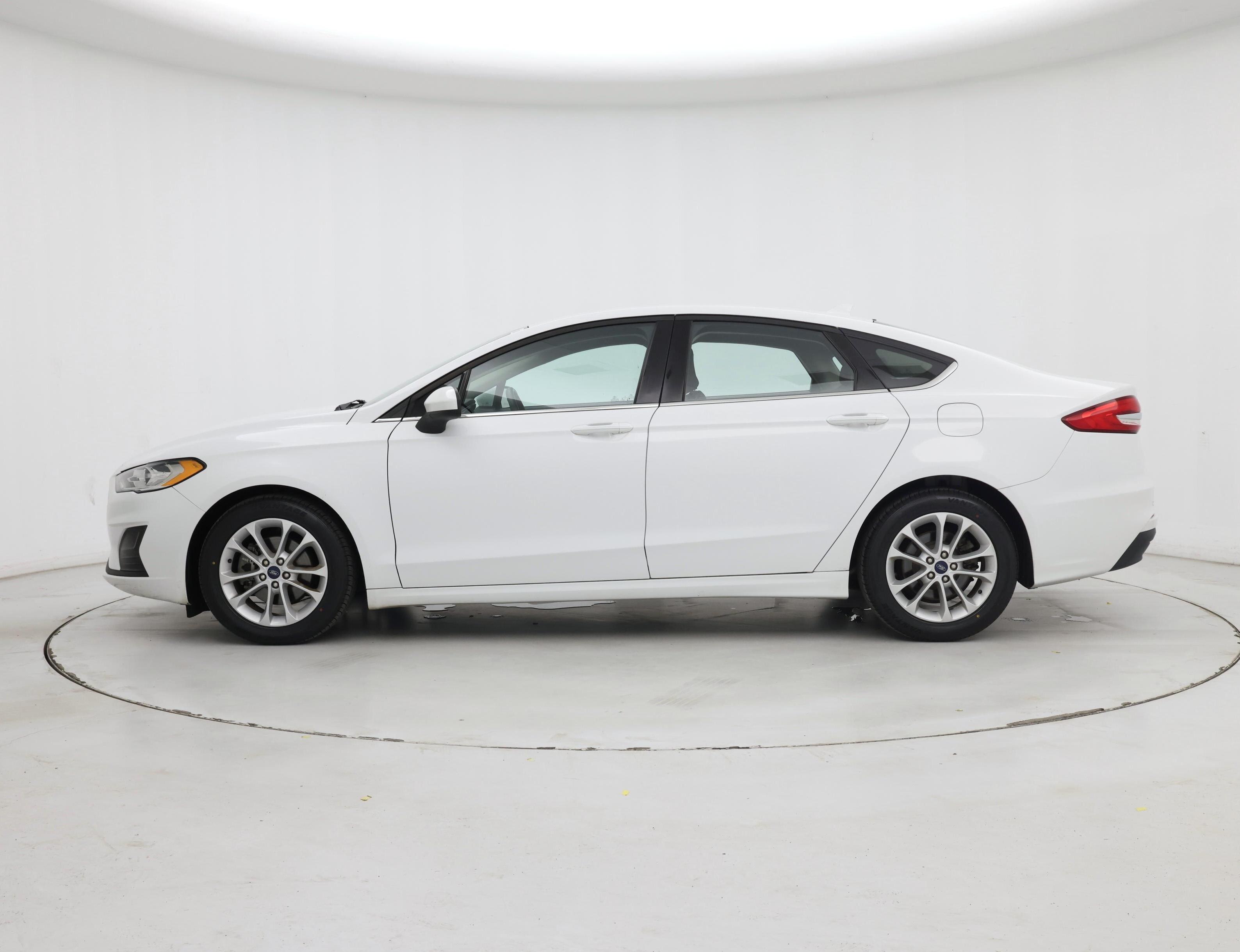Thumbnail: 2020 Ford Fusion - 3