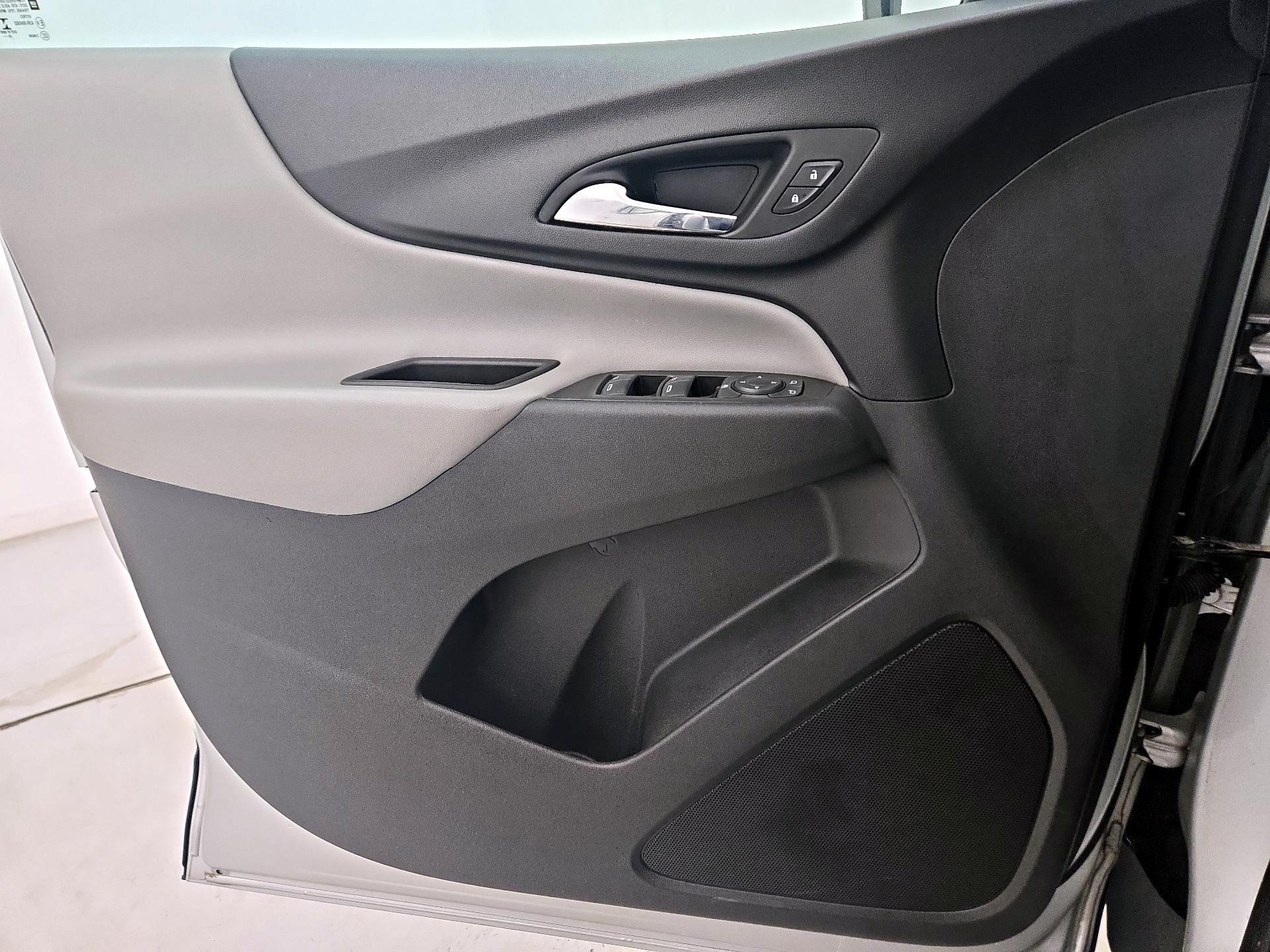 Thumbnail: 2021 Chevrolet Equinox - 12