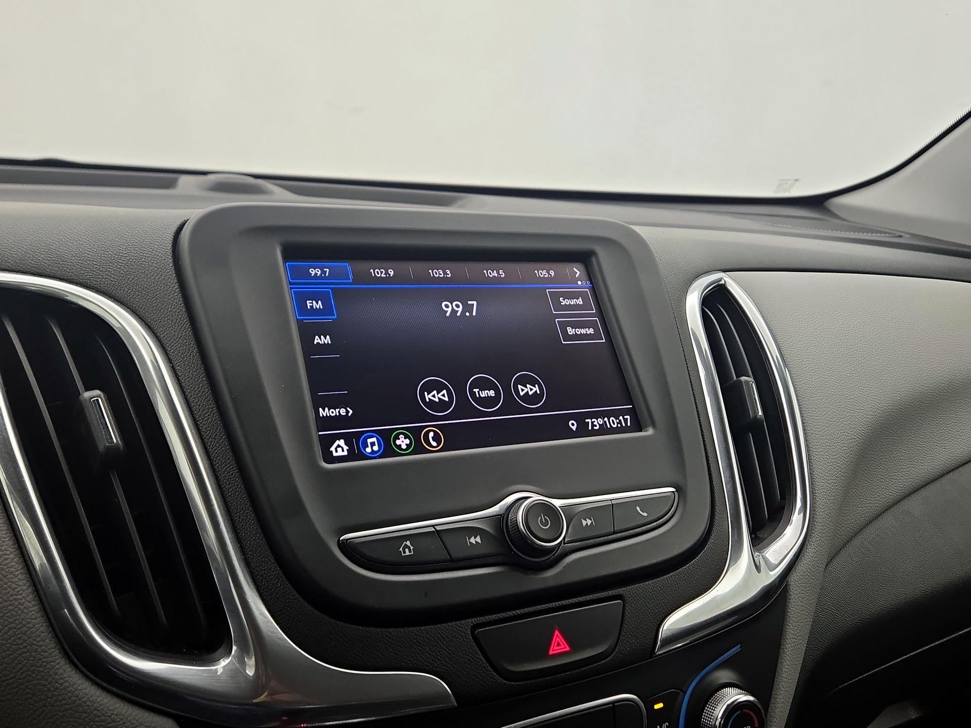Thumbnail: 2021 Chevrolet Equinox - 15