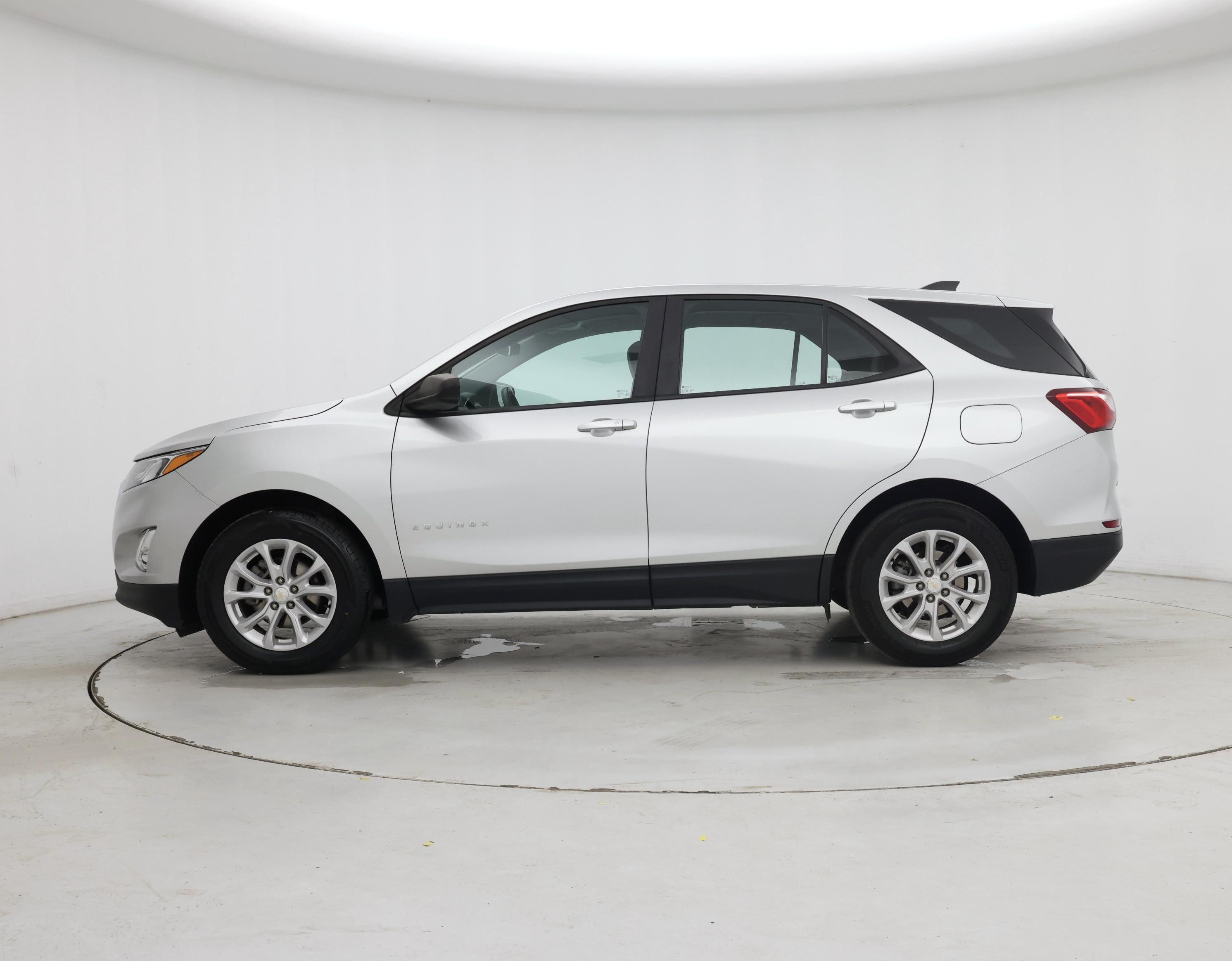 Thumbnail: 2021 Chevrolet Equinox - 3