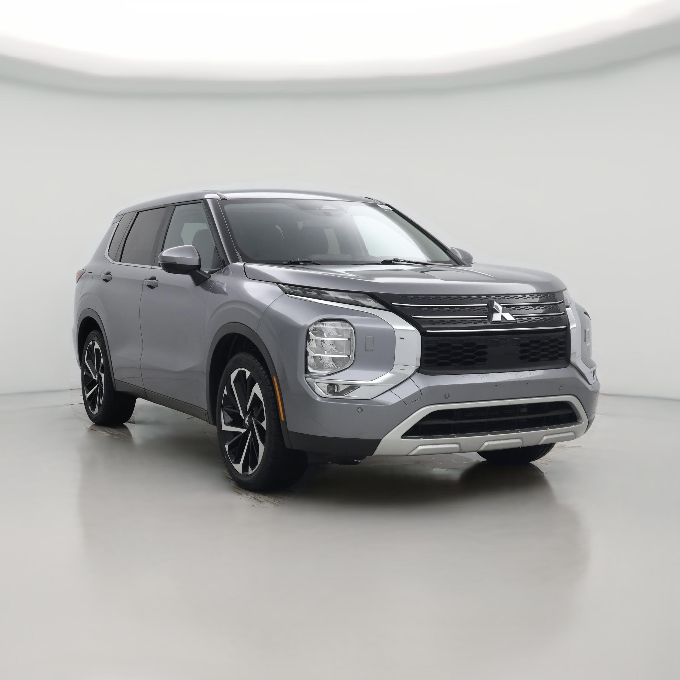 Thumbnail: 2024 Mitsubishi Outlander - 1
