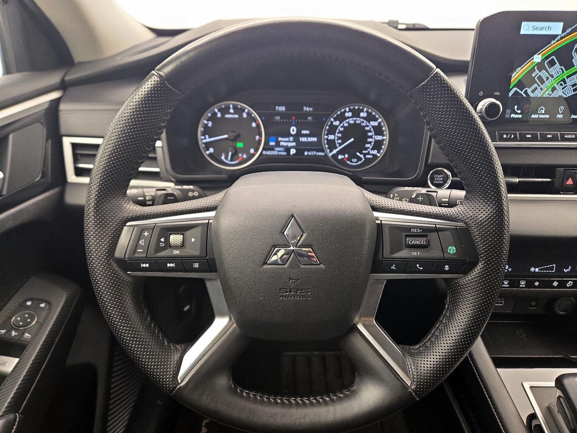 Thumbnail: 2024 Mitsubishi Outlander - 10