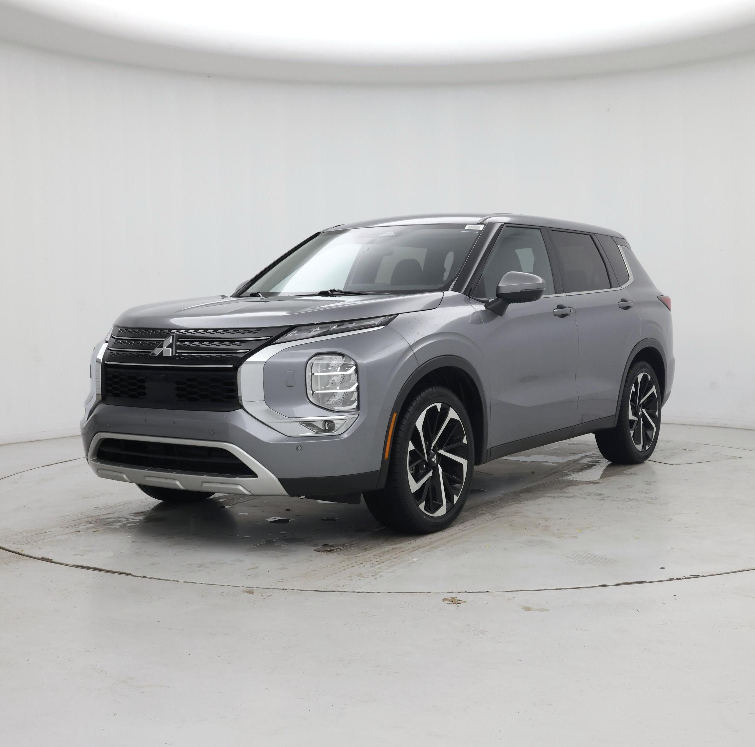 Thumbnail: 2024 Mitsubishi Outlander - 4