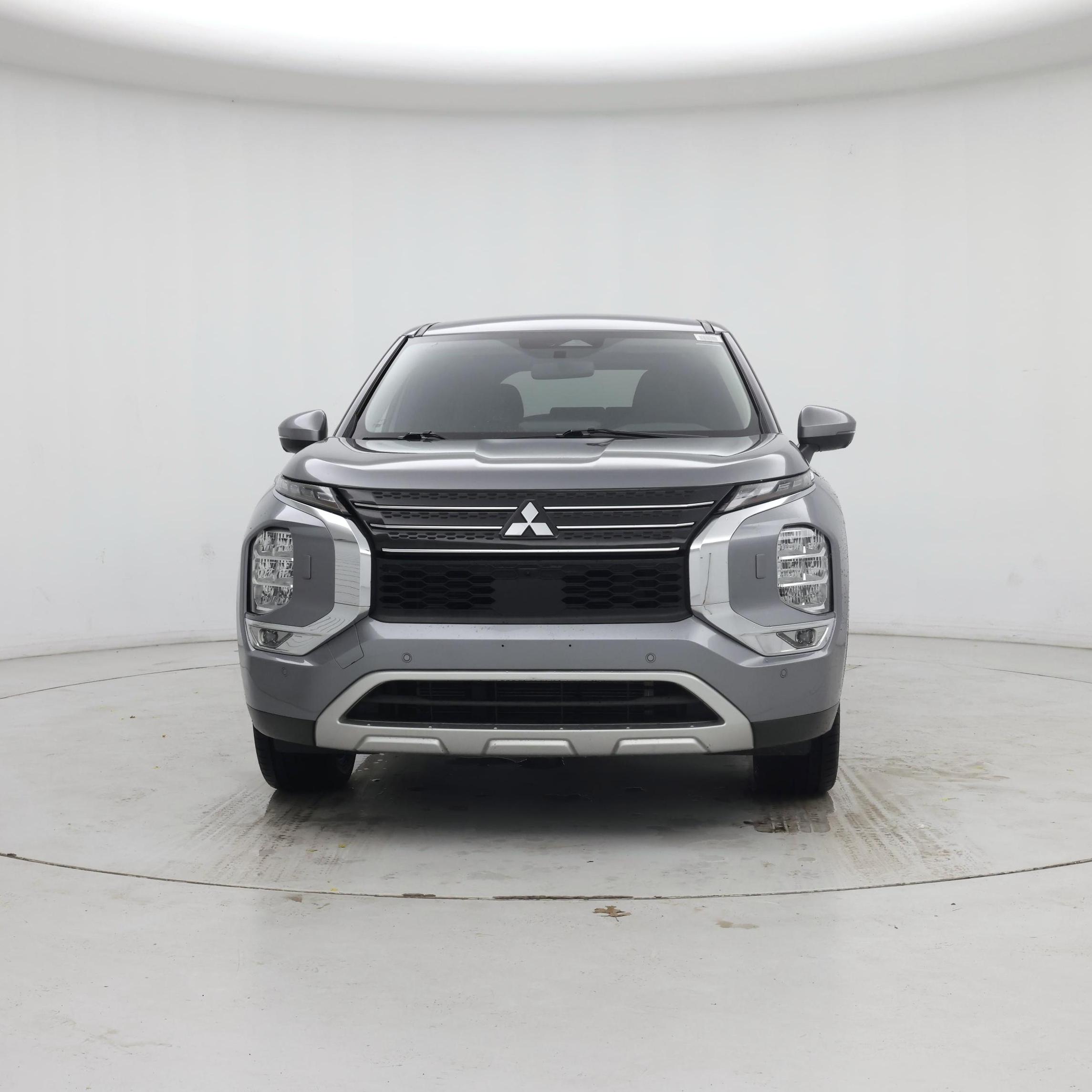Thumbnail: 2024 Mitsubishi Outlander - 5