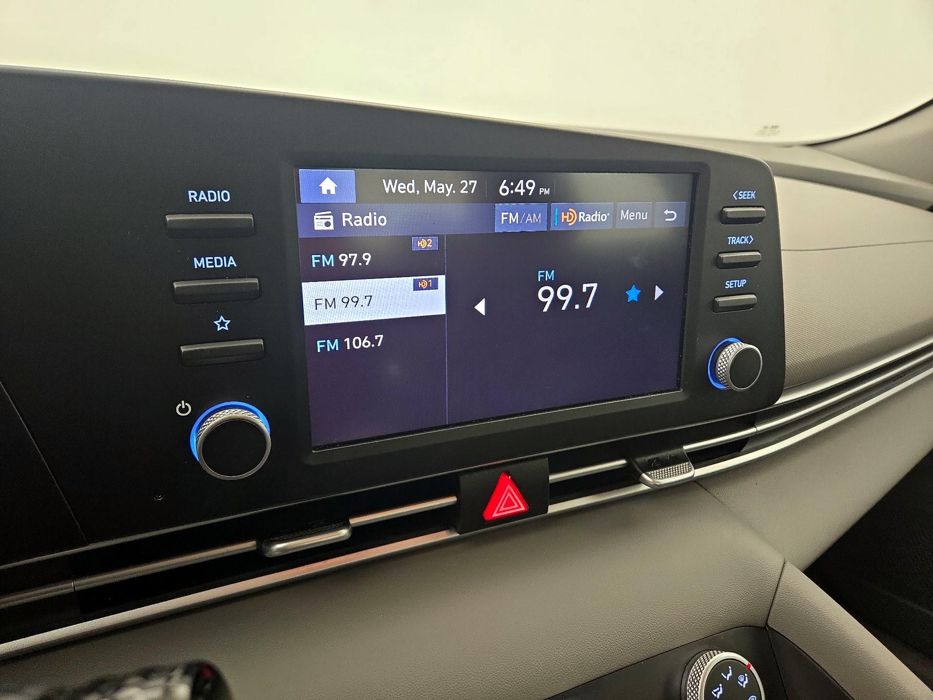 Thumbnail: 2025 Hyundai Elantra - 15