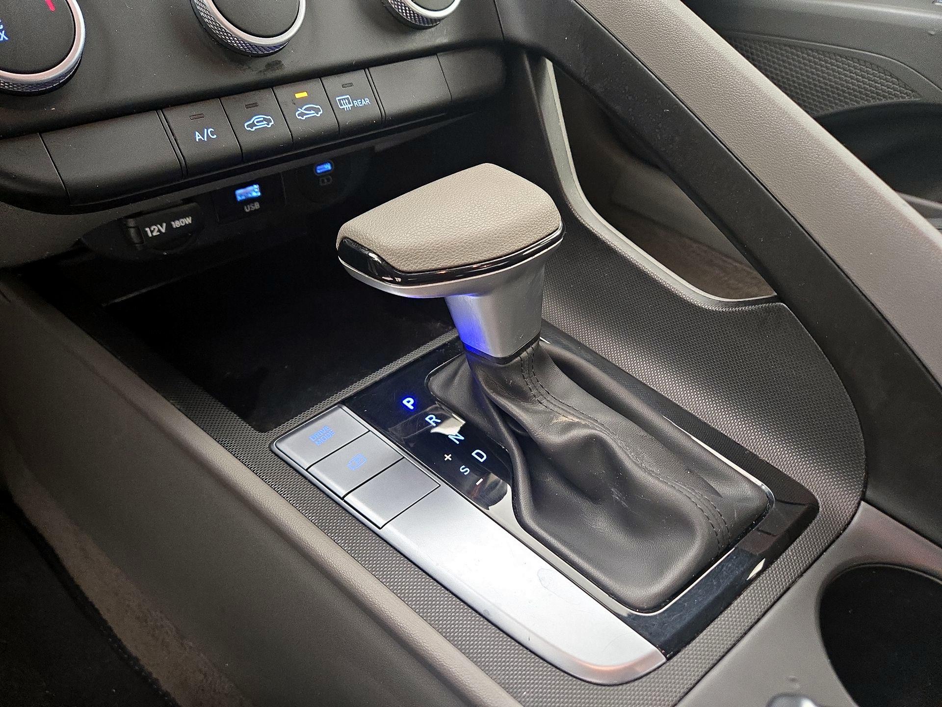 Thumbnail: 2025 Hyundai Elantra - 17