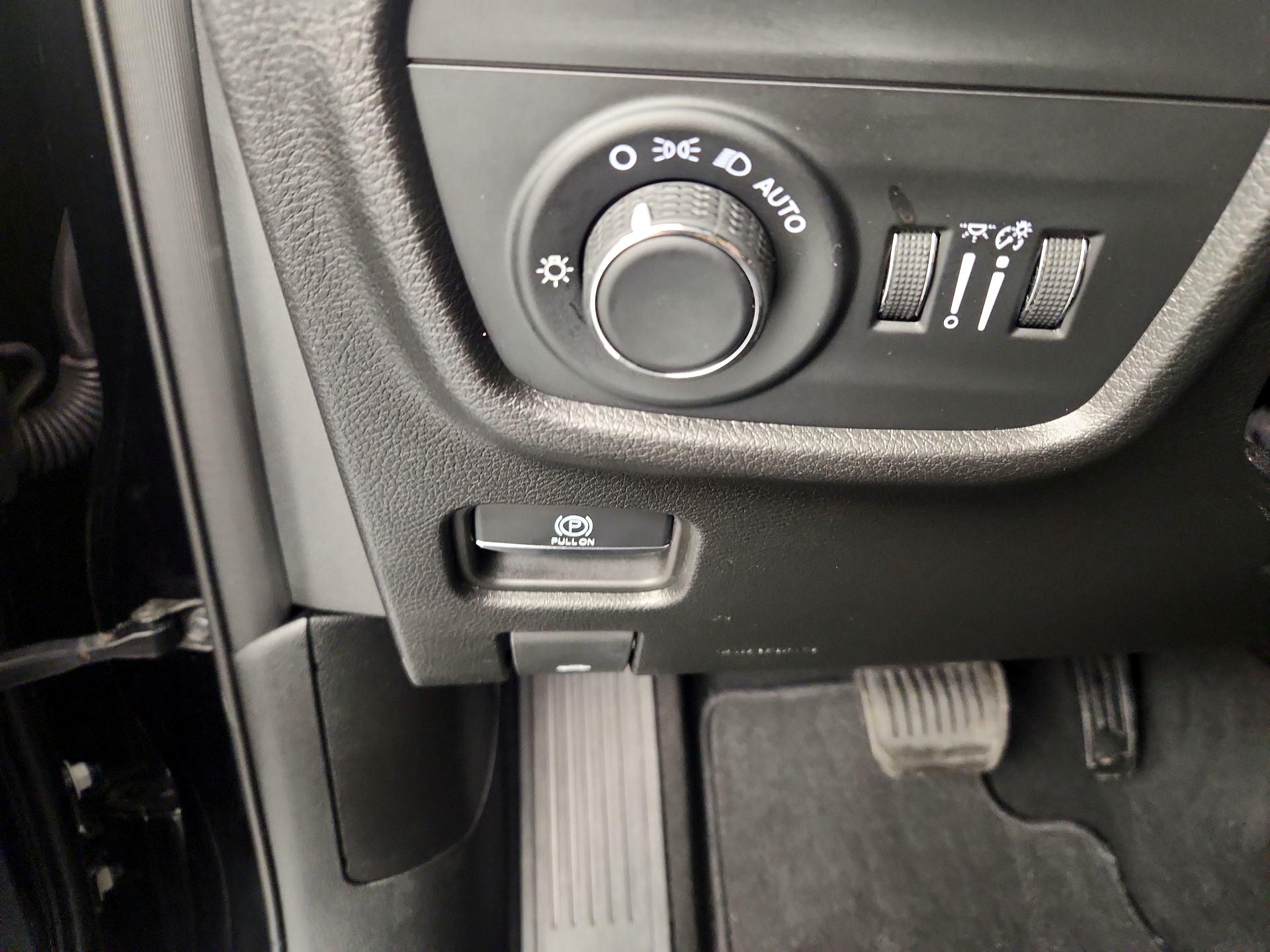 Thumbnail: 2023 Jeep Grand Cherokee - 13
