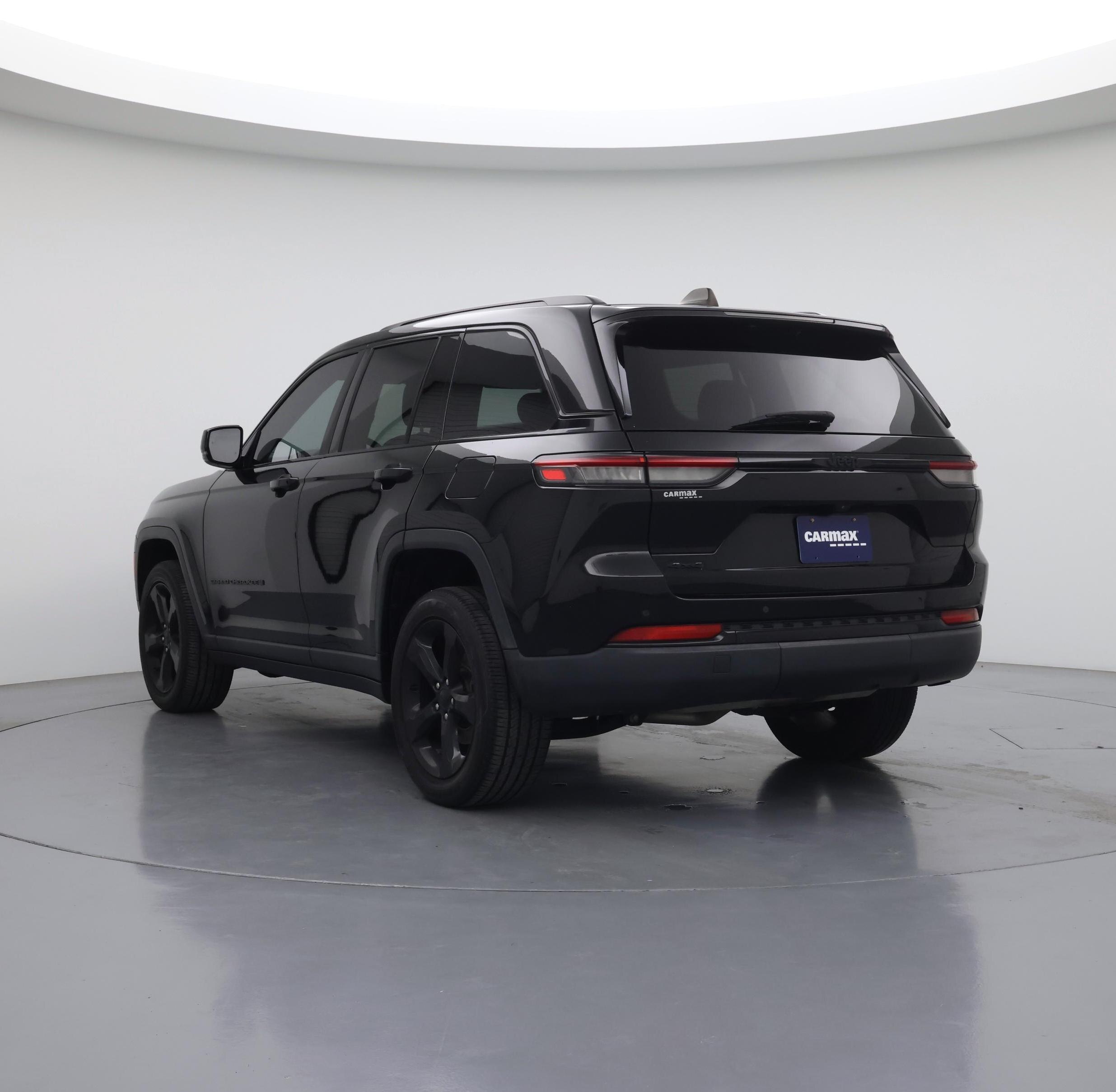 Thumbnail: 2023 Jeep Grand Cherokee - 2