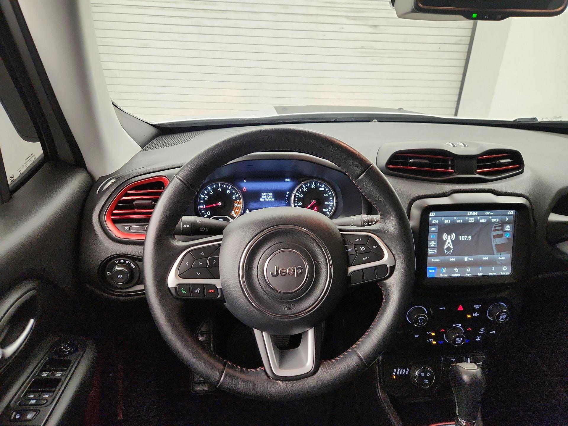 Thumbnail: 2021 Jeep Renegade - 10