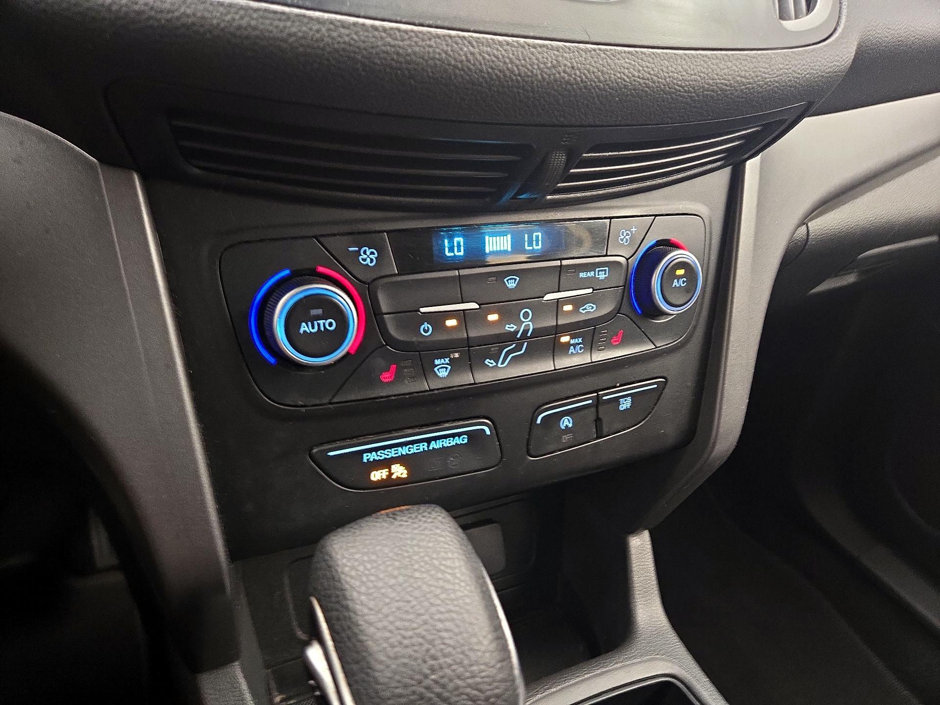 Thumbnail: 2018 Ford Escape - 16