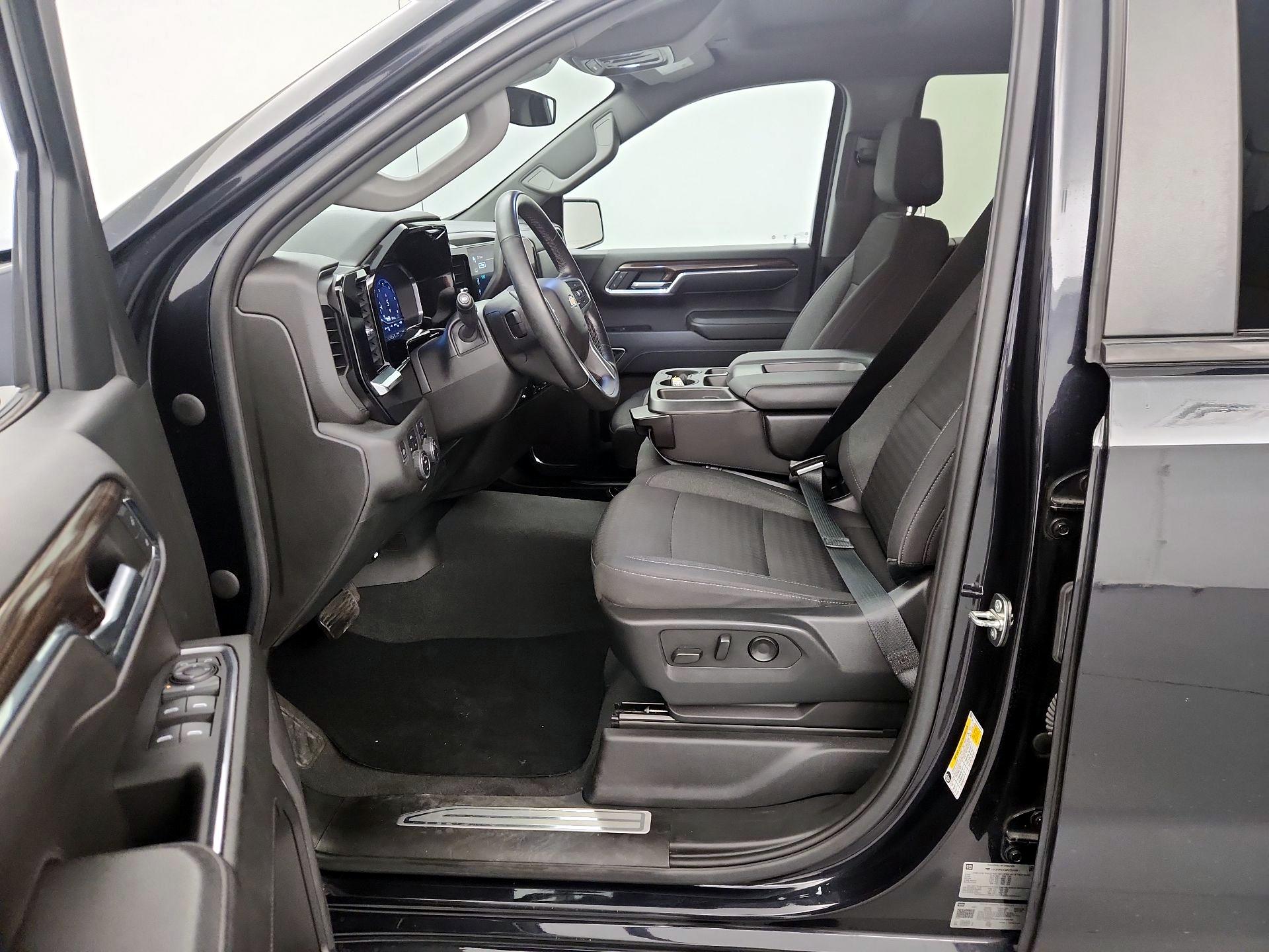 Thumbnail: 2023 Chevrolet Silverado 1500 - 11