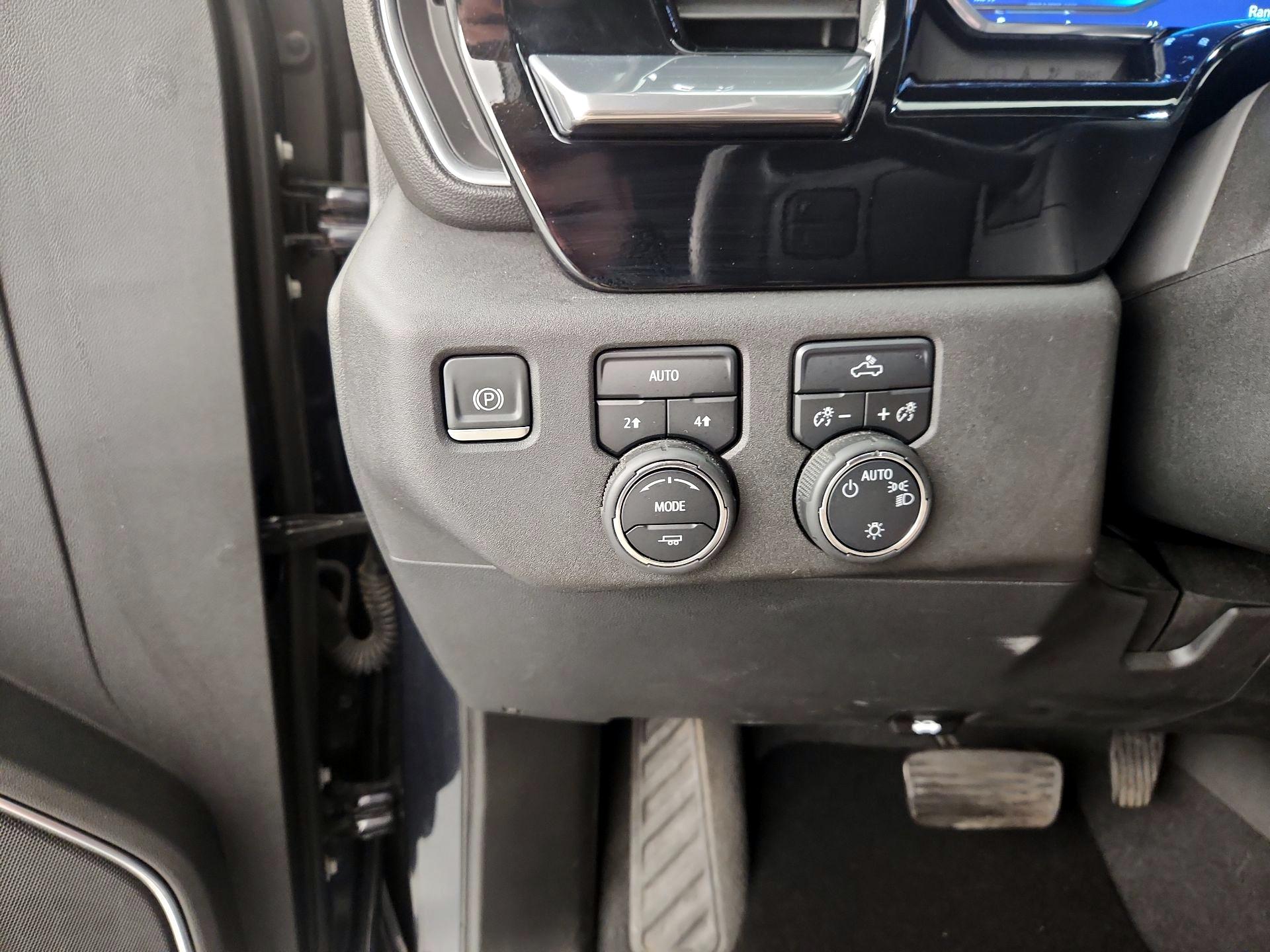 Thumbnail: 2023 Chevrolet Silverado 1500 - 13