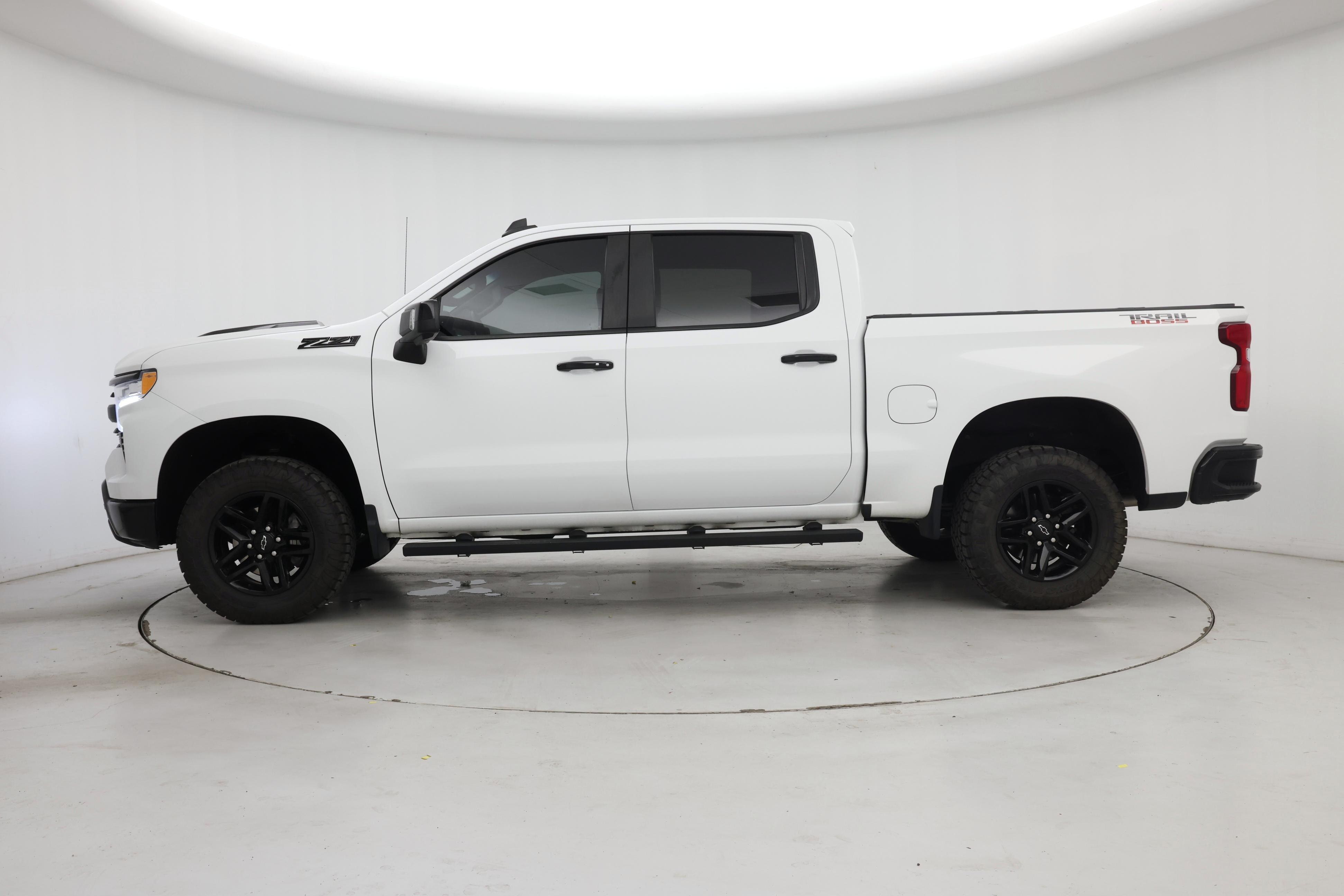 Thumbnail: 2024 Chevrolet Silverado 1500 - 3