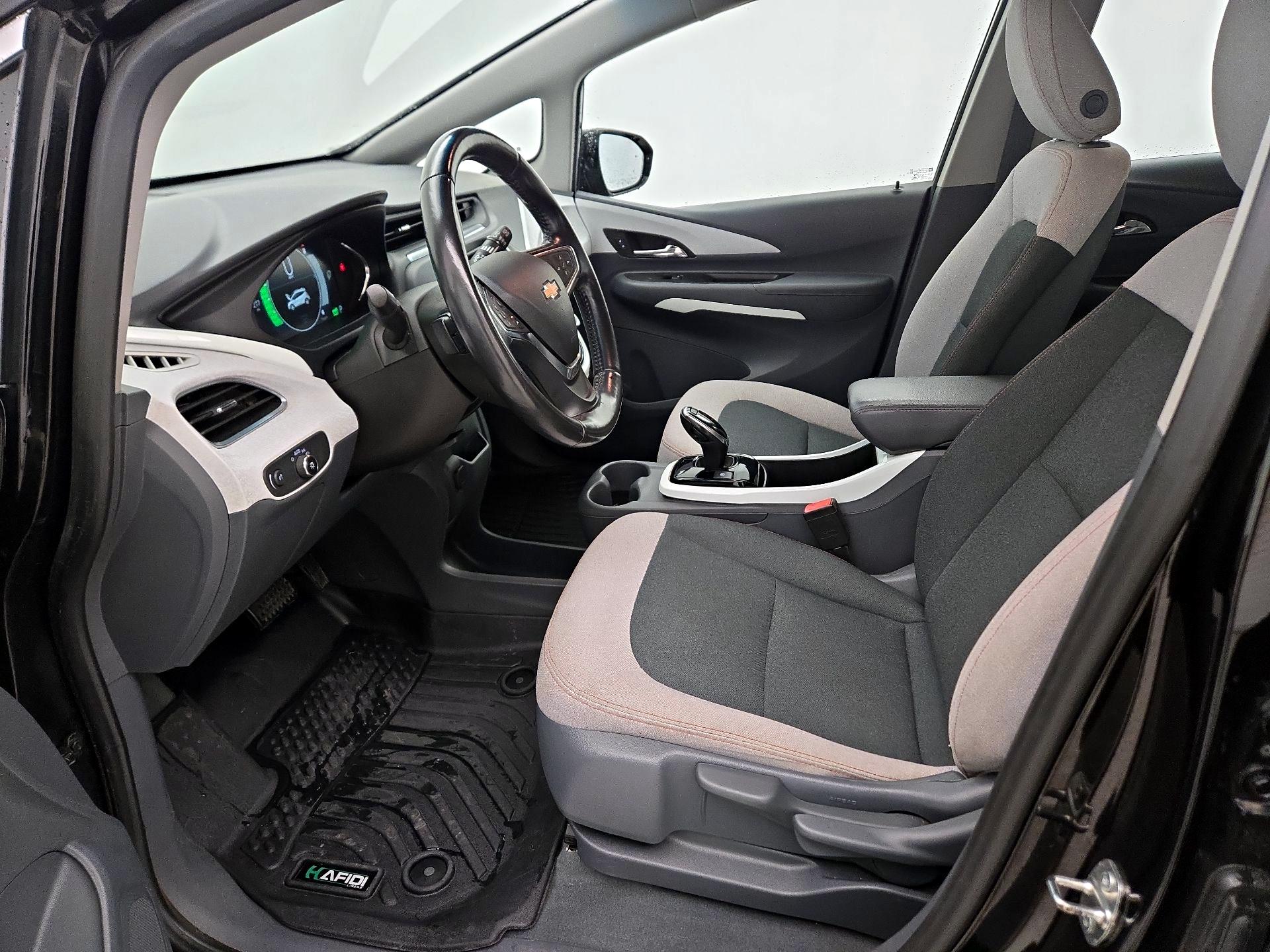 Thumbnail: 2021 Chevrolet Bolt EV - 11