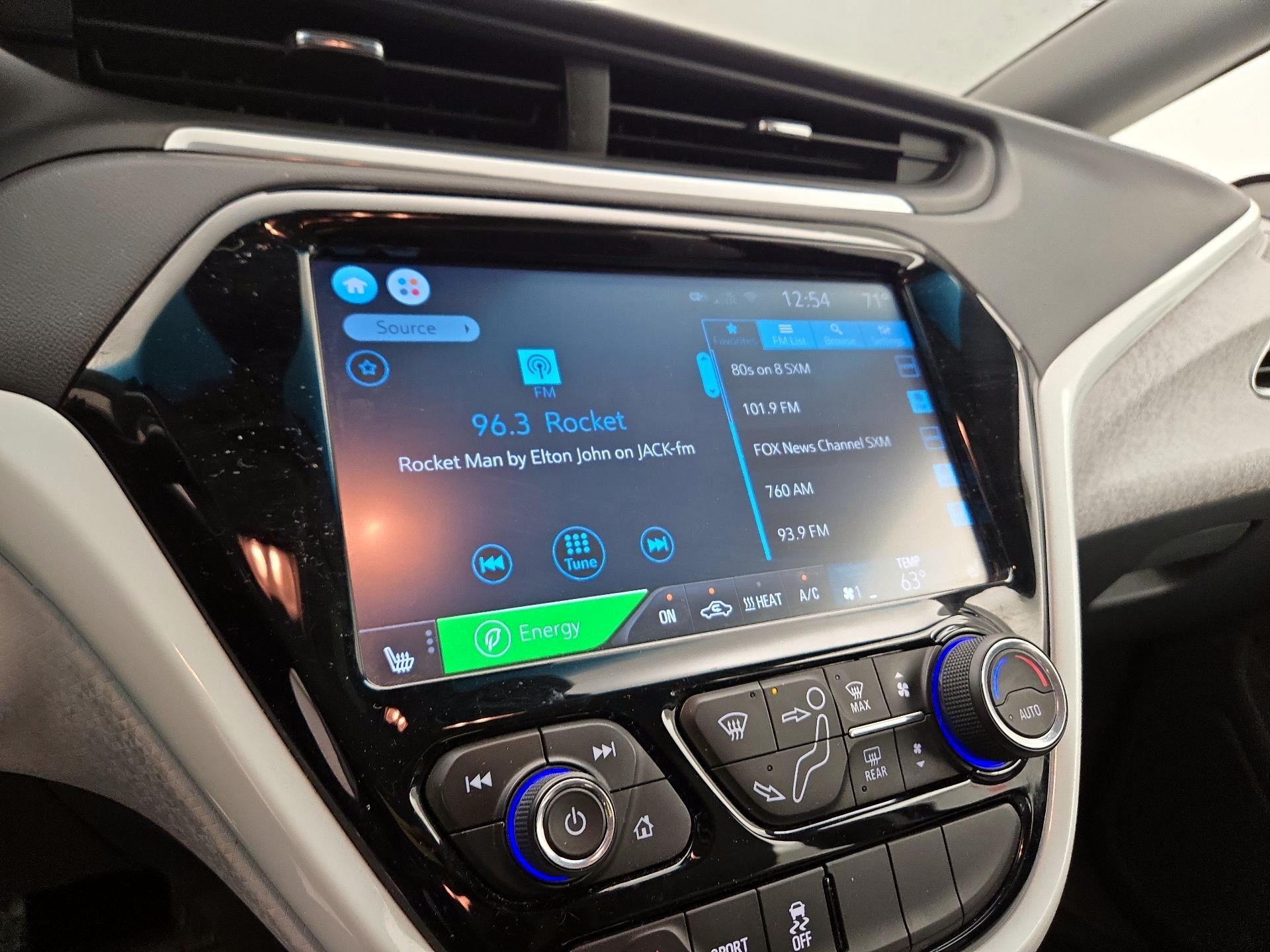Thumbnail: 2021 Chevrolet Bolt EV - 15