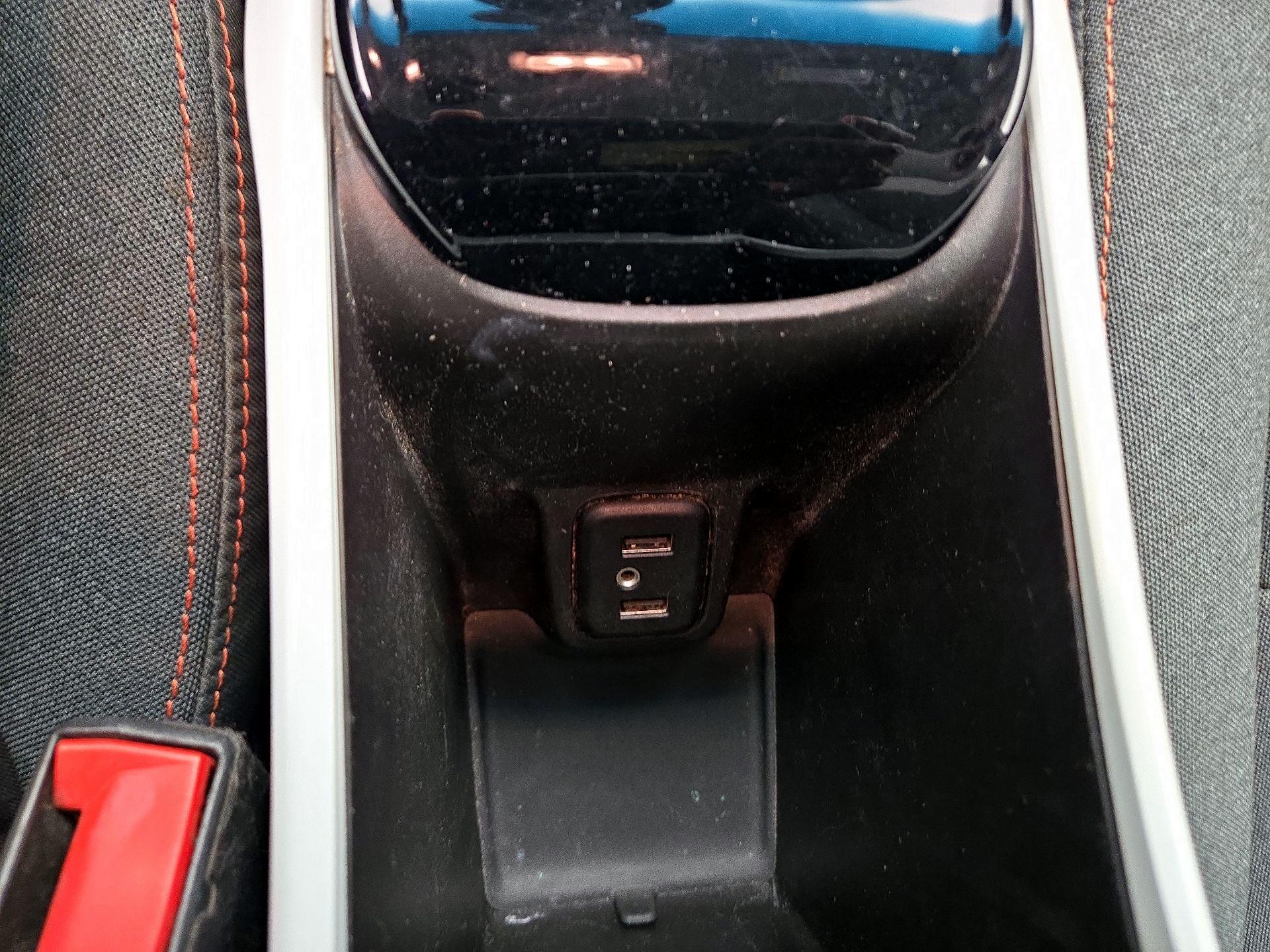 Thumbnail: 2021 Chevrolet Bolt EV - 18