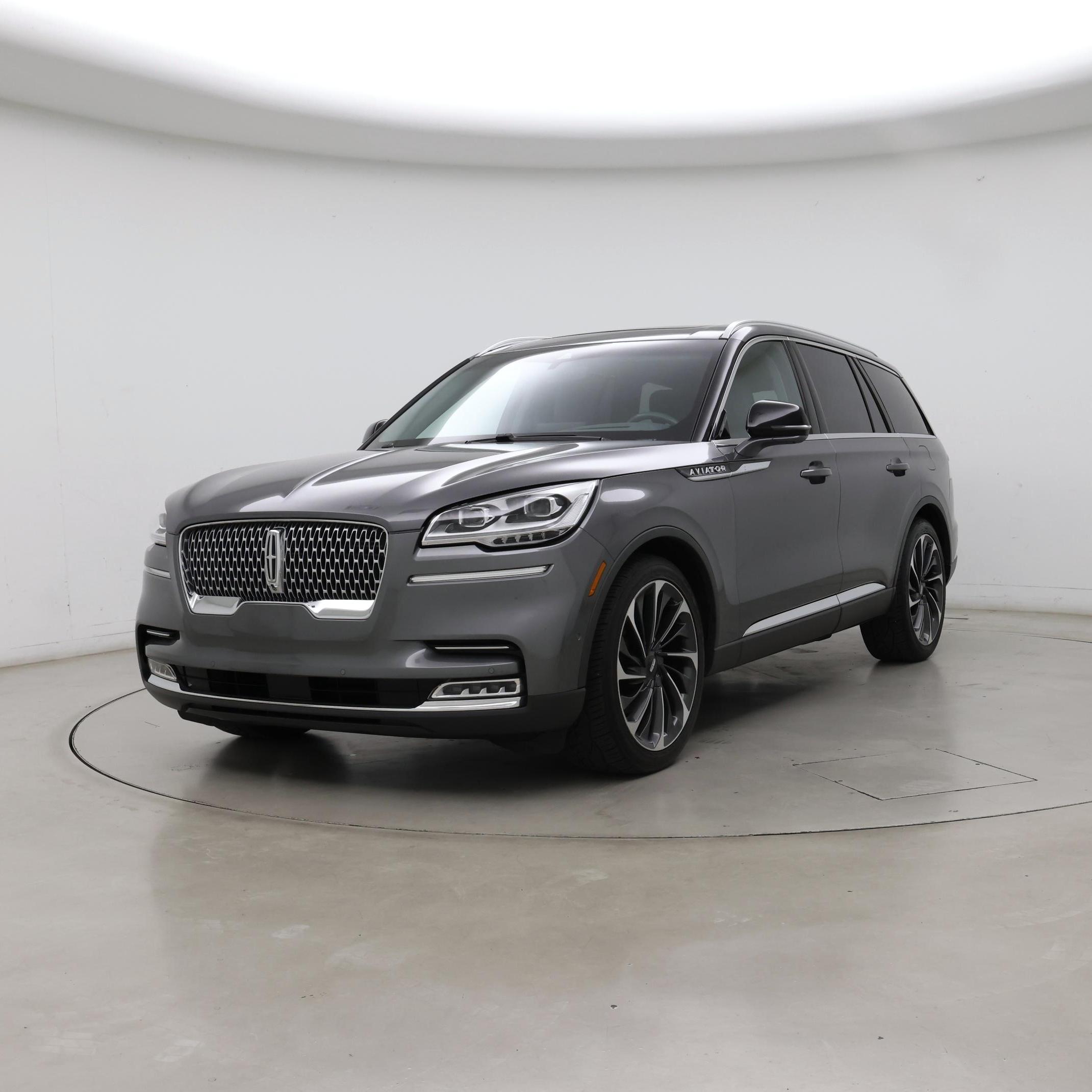 Thumbnail: 2021 Lincoln Aviator - 4