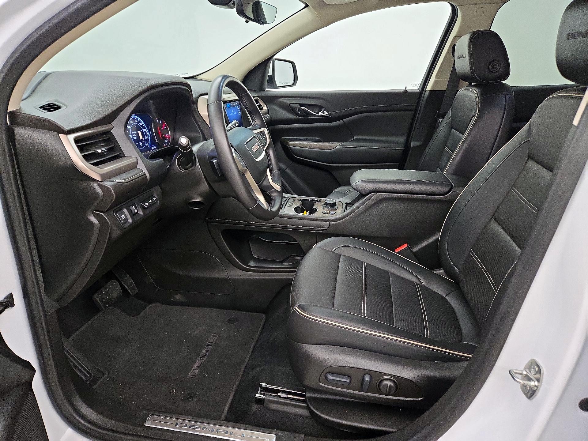 Thumbnail: 2022 GMC Acadia - 11