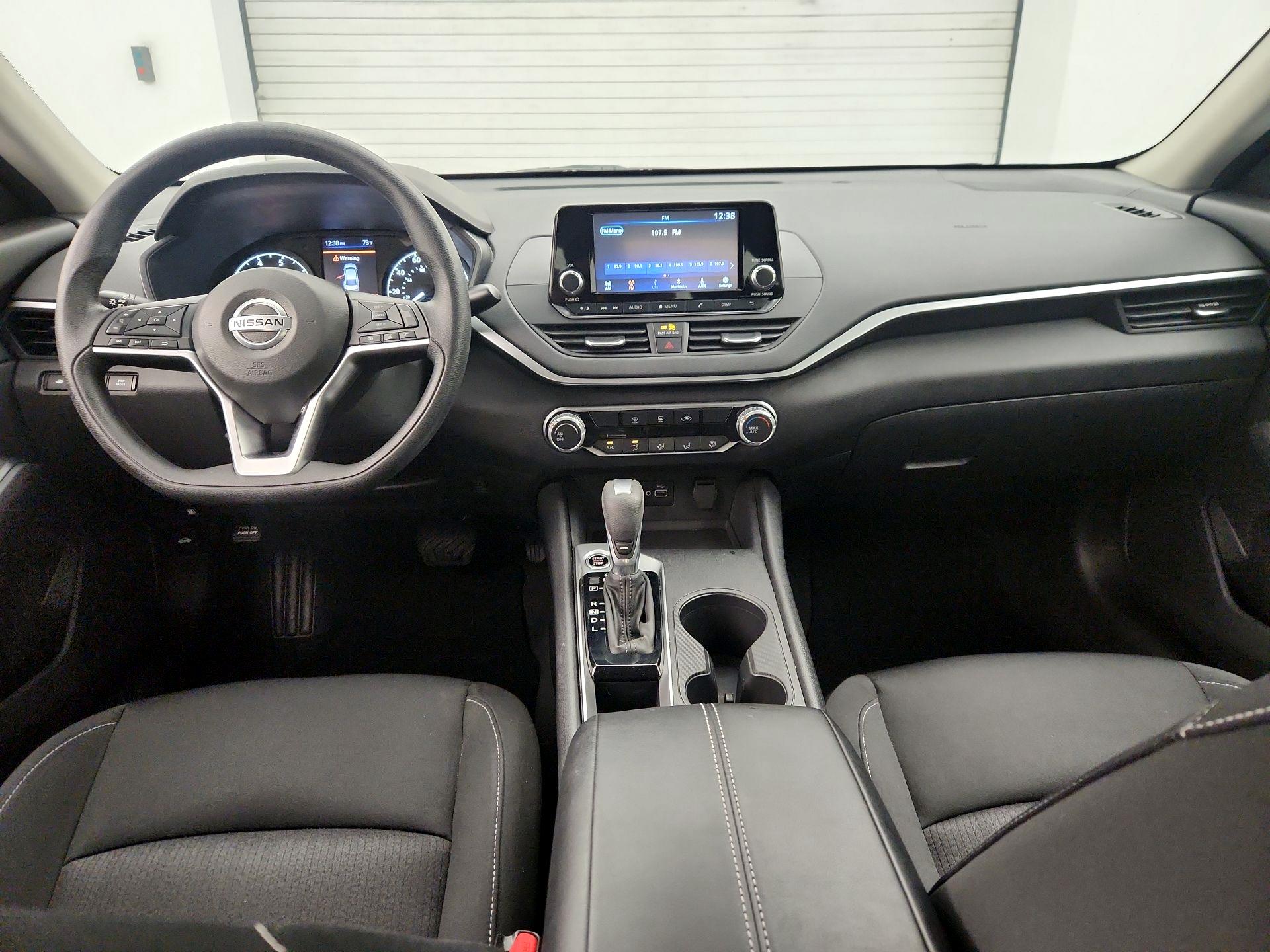 Thumbnail: 2022 Nissan Altima - 9