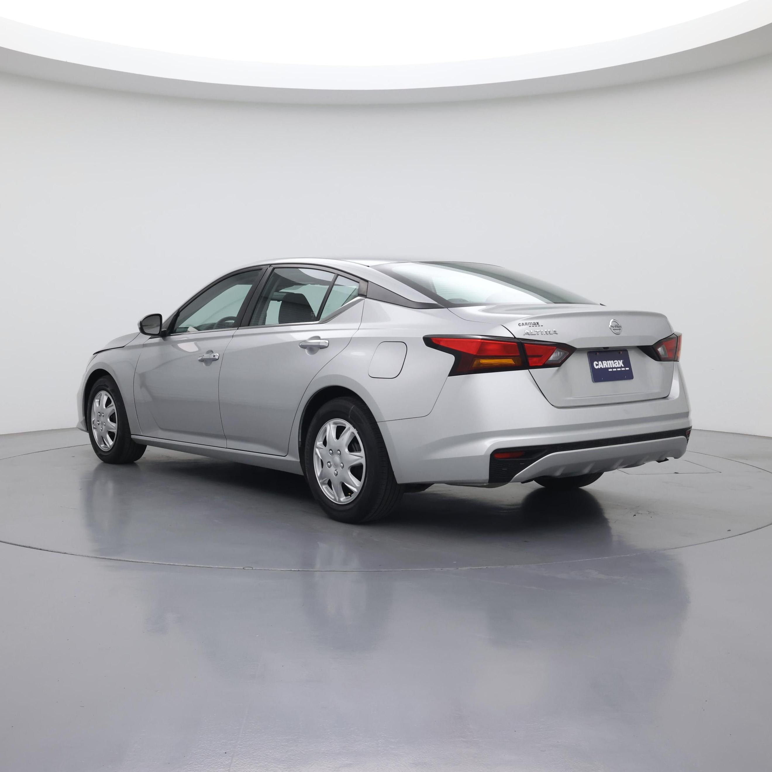 Thumbnail: 2022 Nissan Altima - 2
