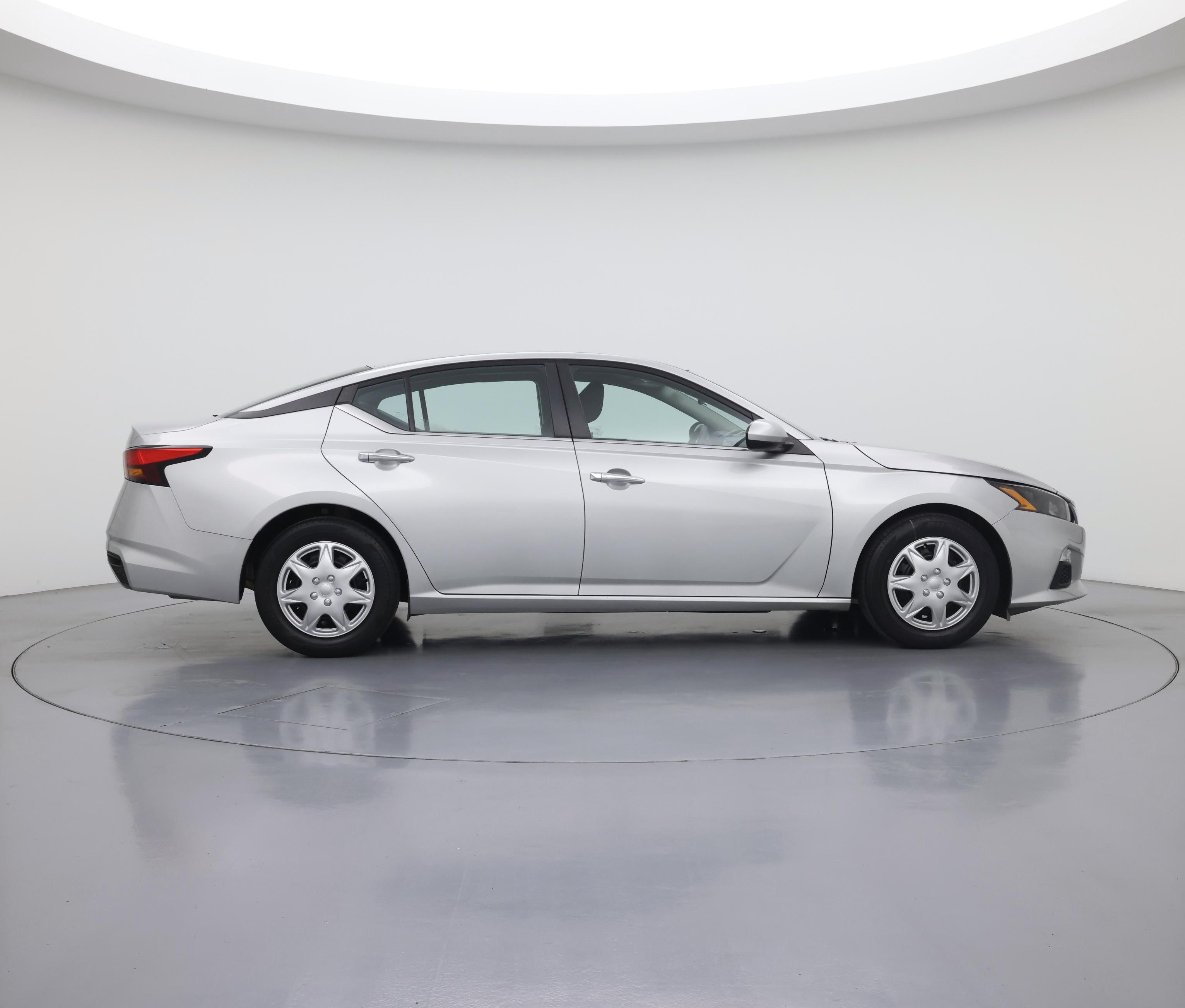 Thumbnail: 2022 Nissan Altima - 7