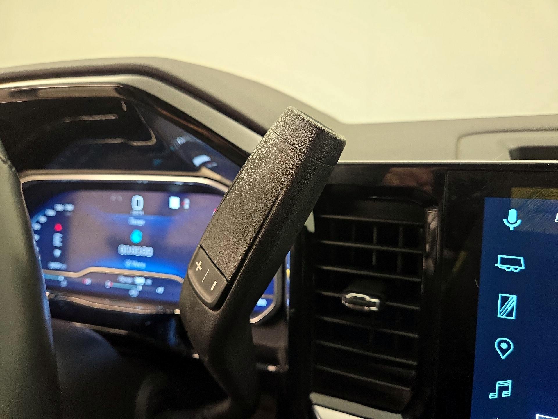 Thumbnail: 2023 Chevrolet Silverado 1500 - 17