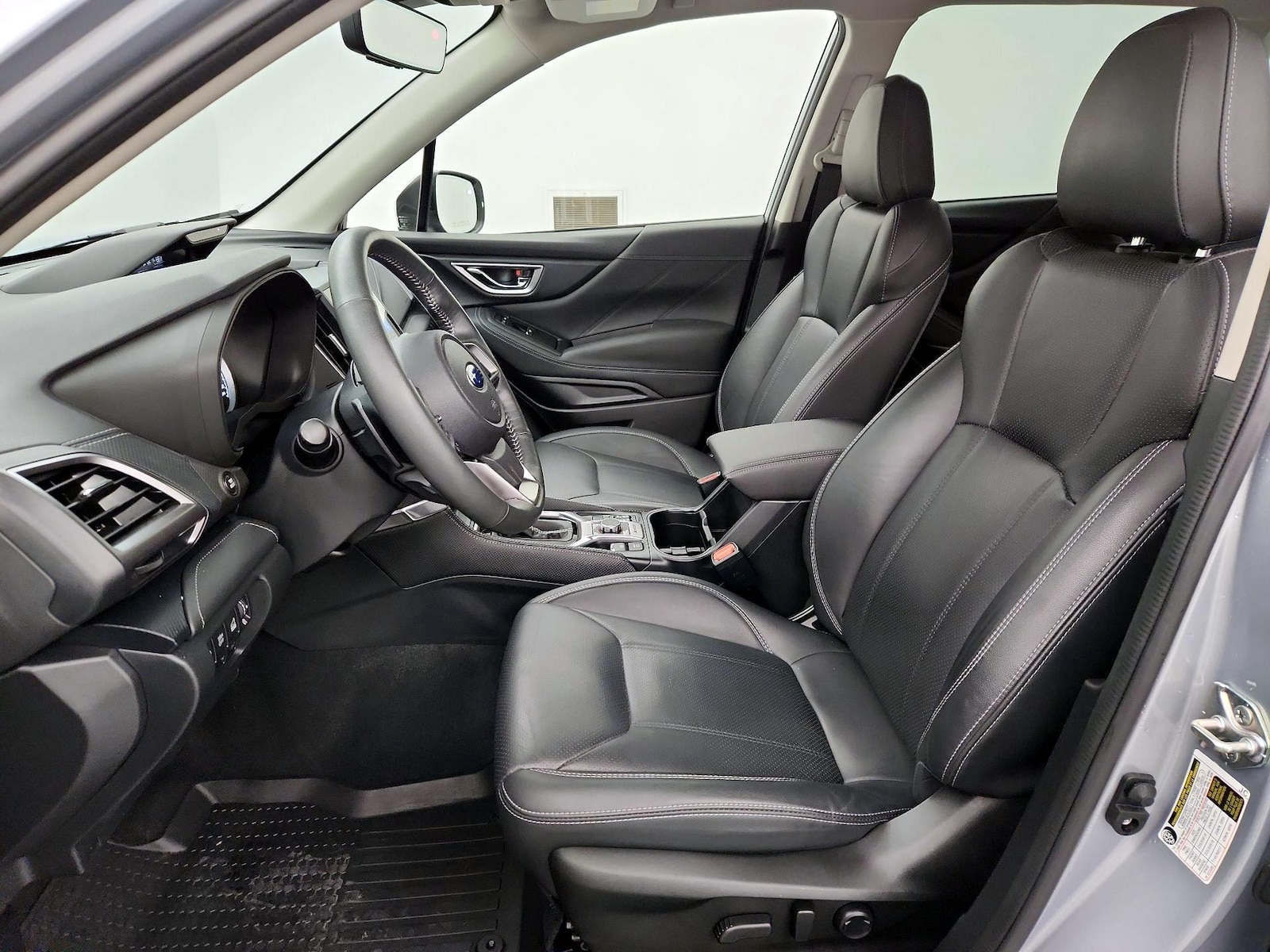 2022 Subaru Forester Touring - Photo 12