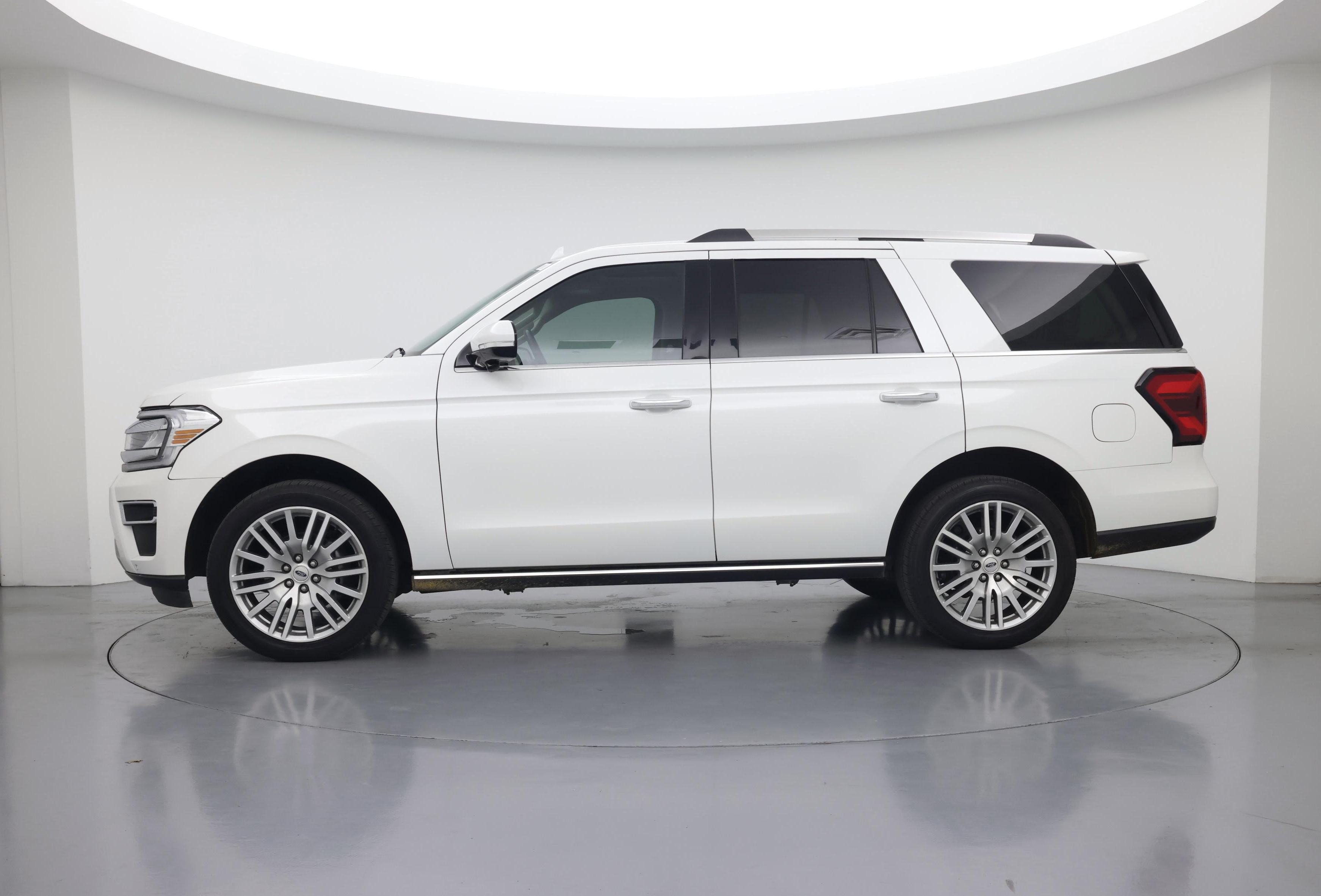 Thumbnail: 2024 Ford Expedition - 3