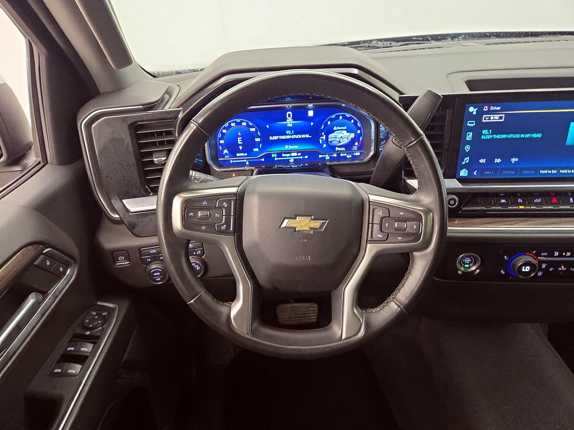 Thumbnail: 2023 Chevrolet Silverado 1500 - 10