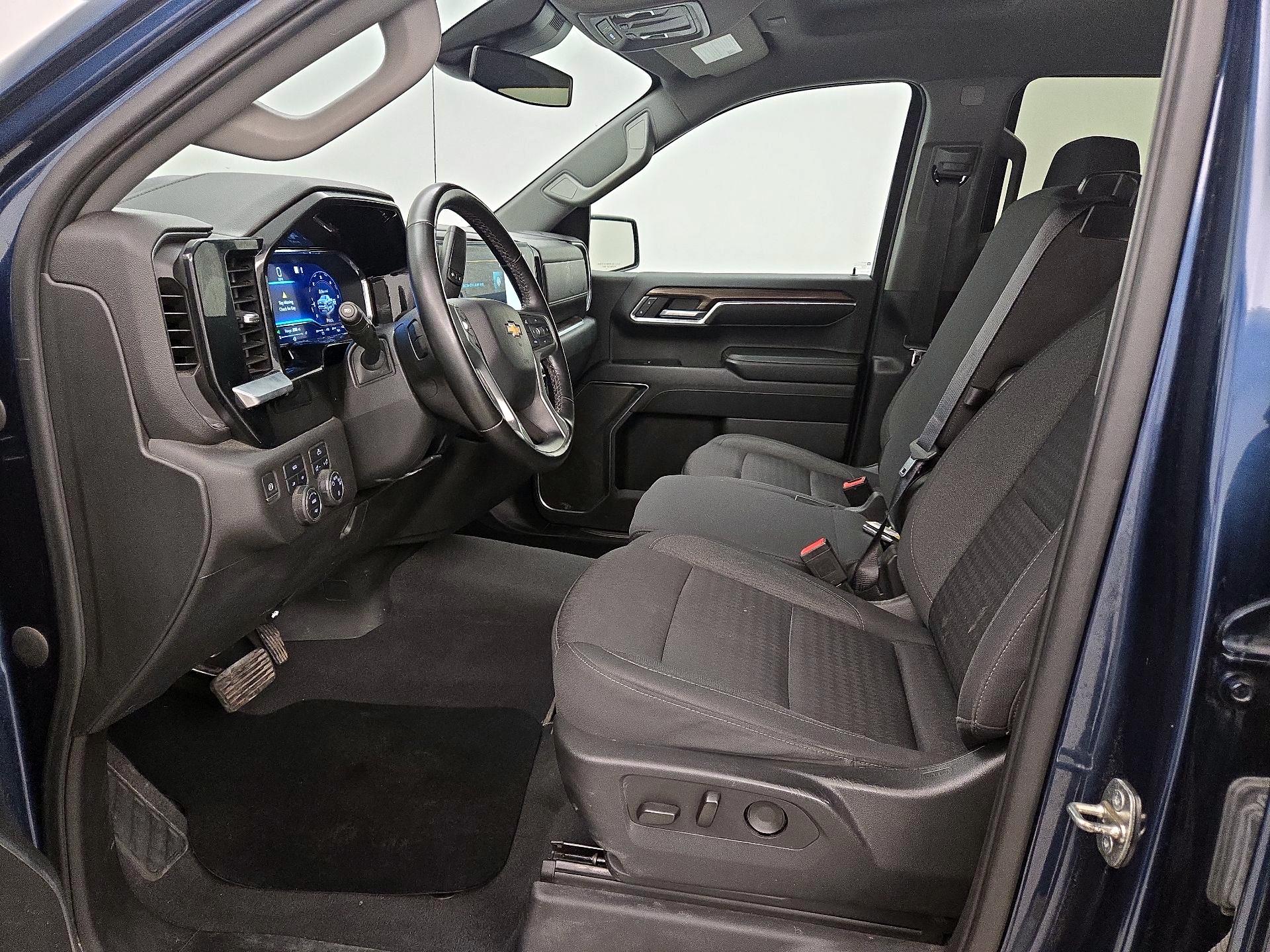 Thumbnail: 2023 Chevrolet Silverado 1500 - 11