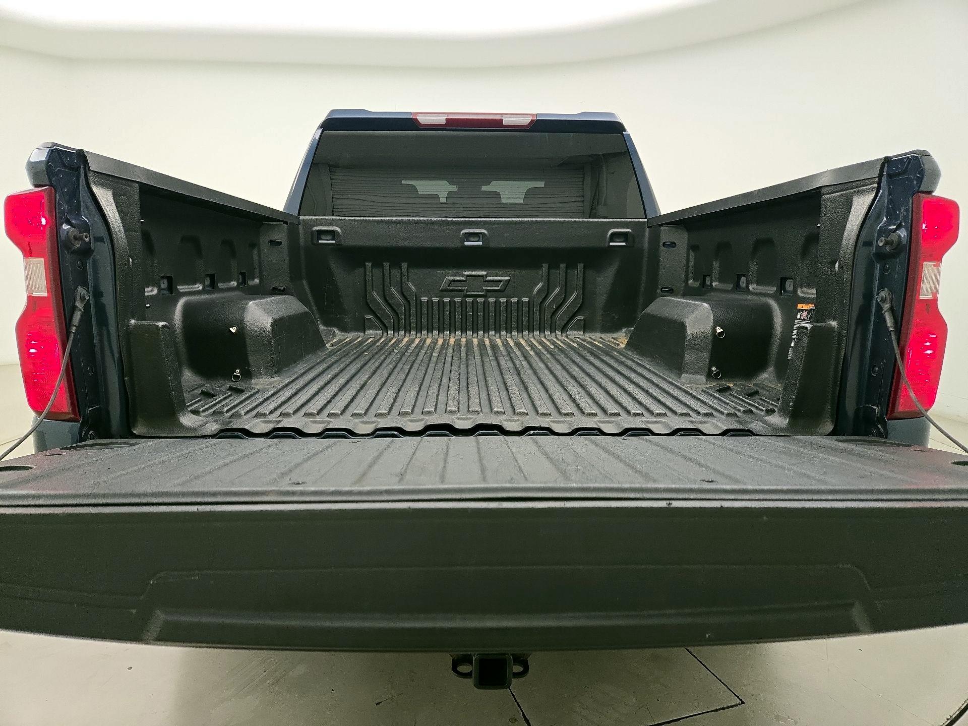Thumbnail: 2023 Chevrolet Silverado 1500 - 19