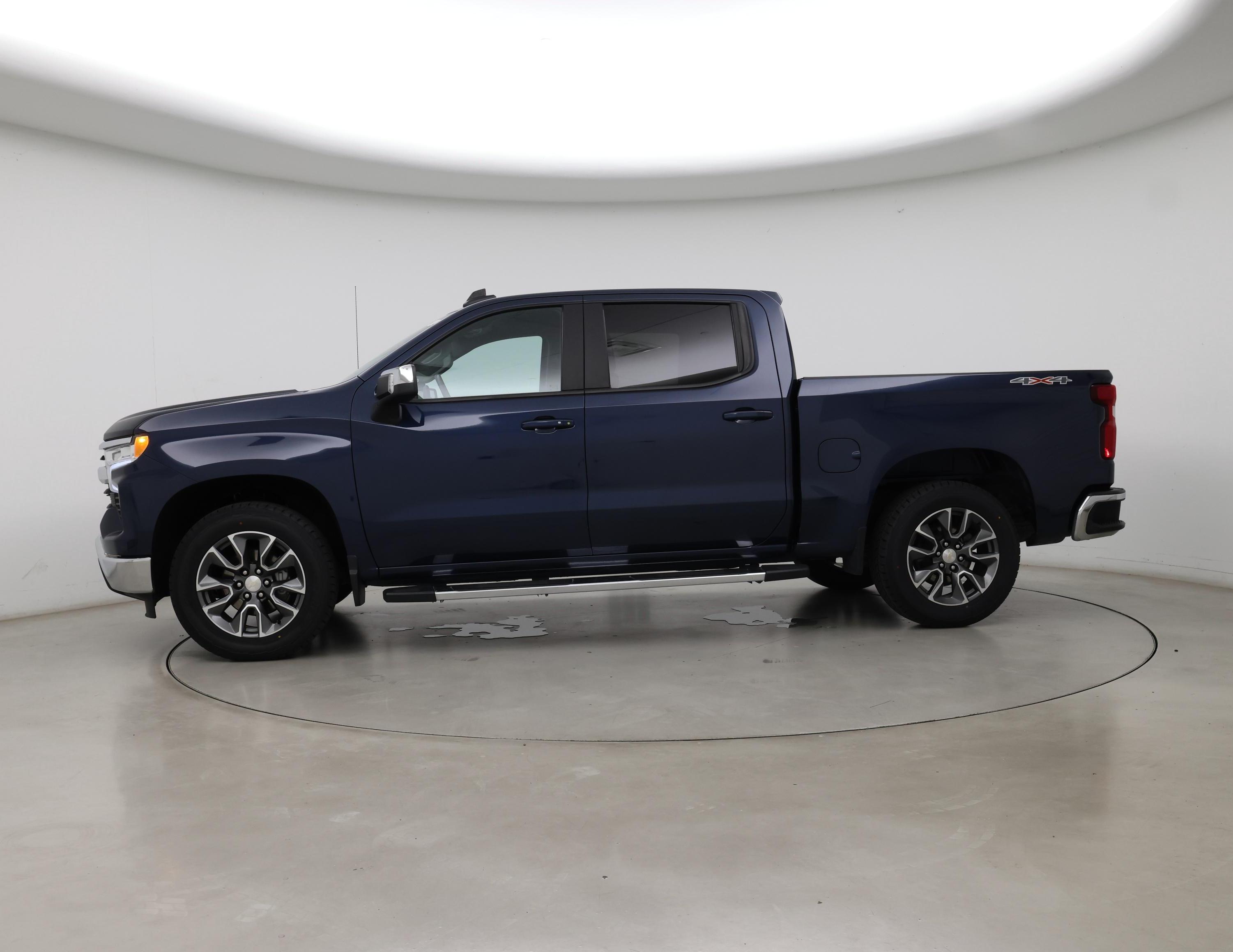 Thumbnail: 2023 Chevrolet Silverado 1500 - 3