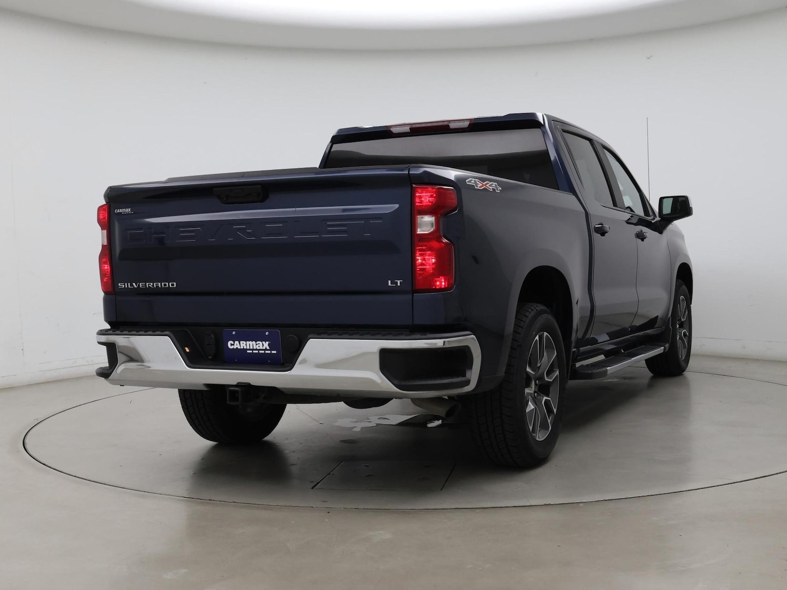 2023 Chevrolet Silverado 1500 LT - Photo 9
