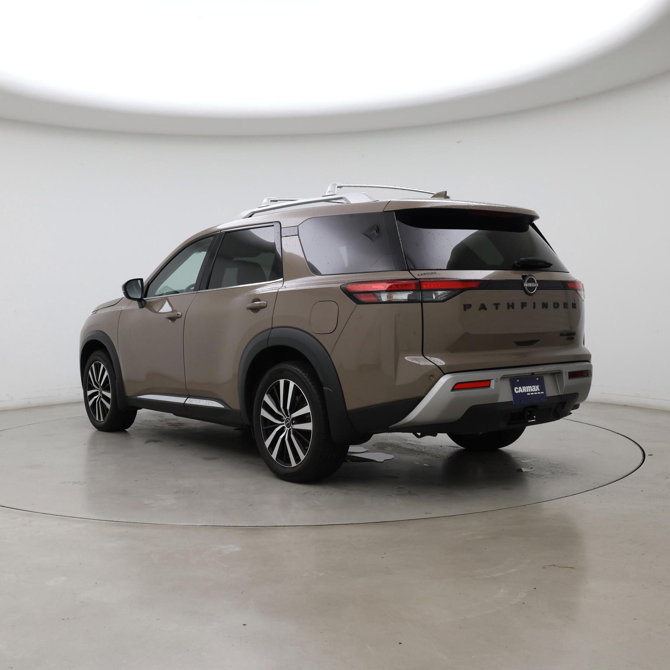 Thumbnail: 2023 Nissan Pathfinder - 2