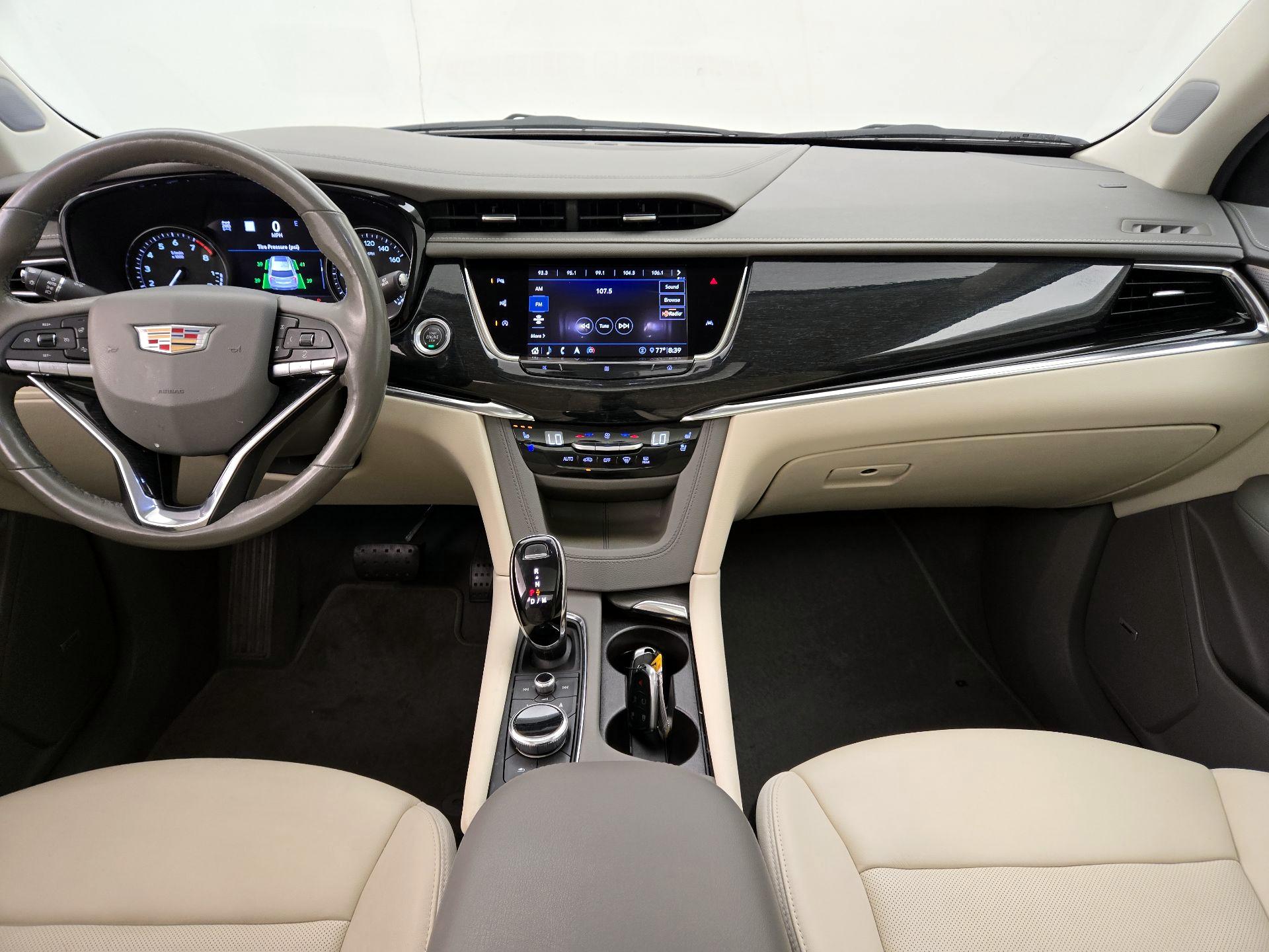 Thumbnail: 2020 Cadillac XT6 - 9