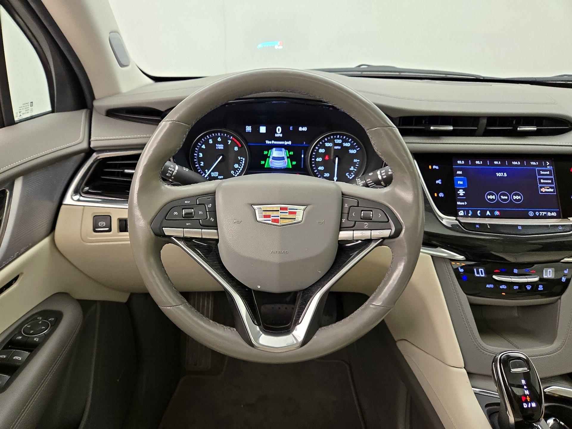 Thumbnail: 2020 Cadillac XT6 - 10