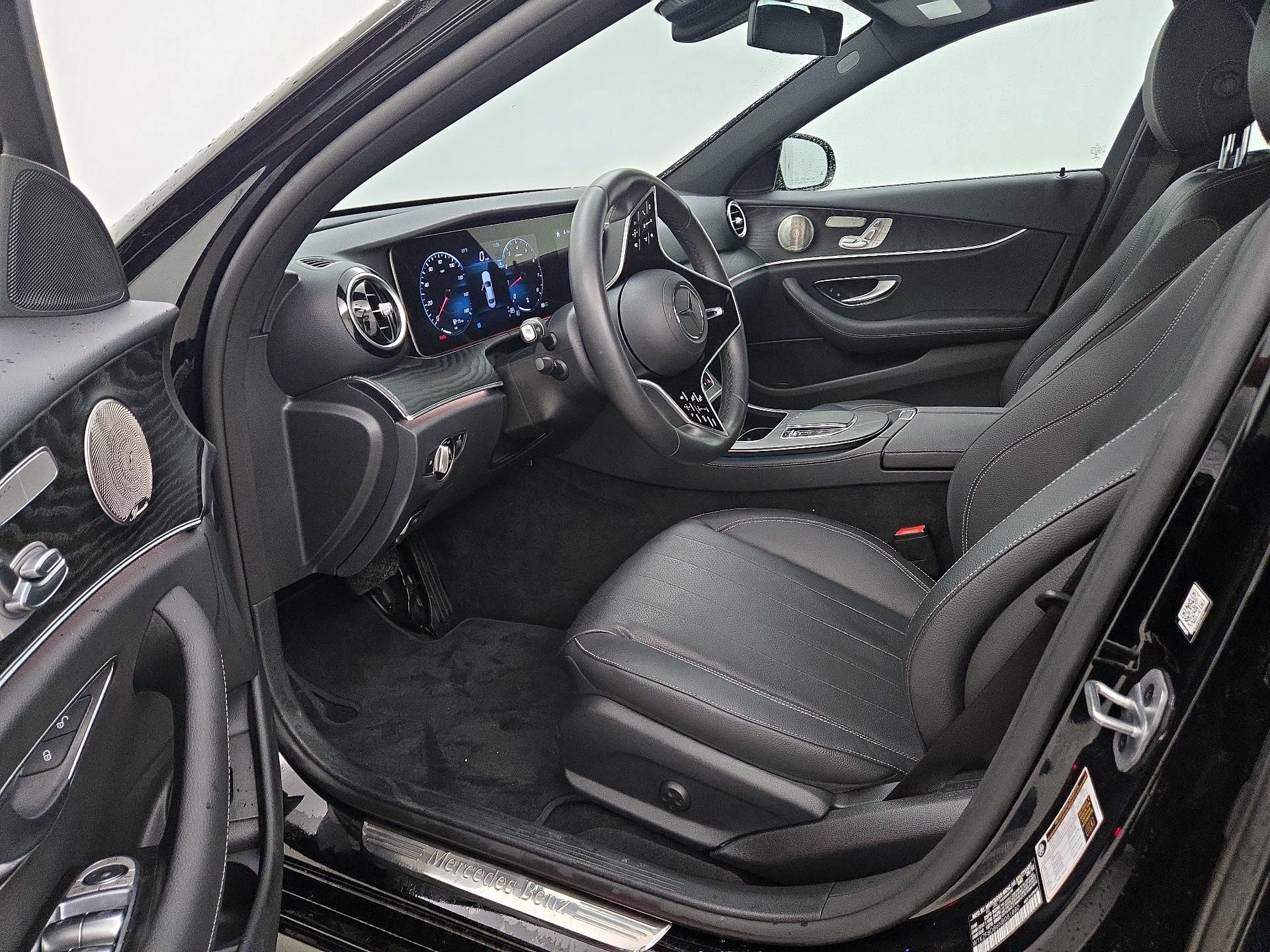 Thumbnail: 2022 Mercedes-Benz E-Class - 11
