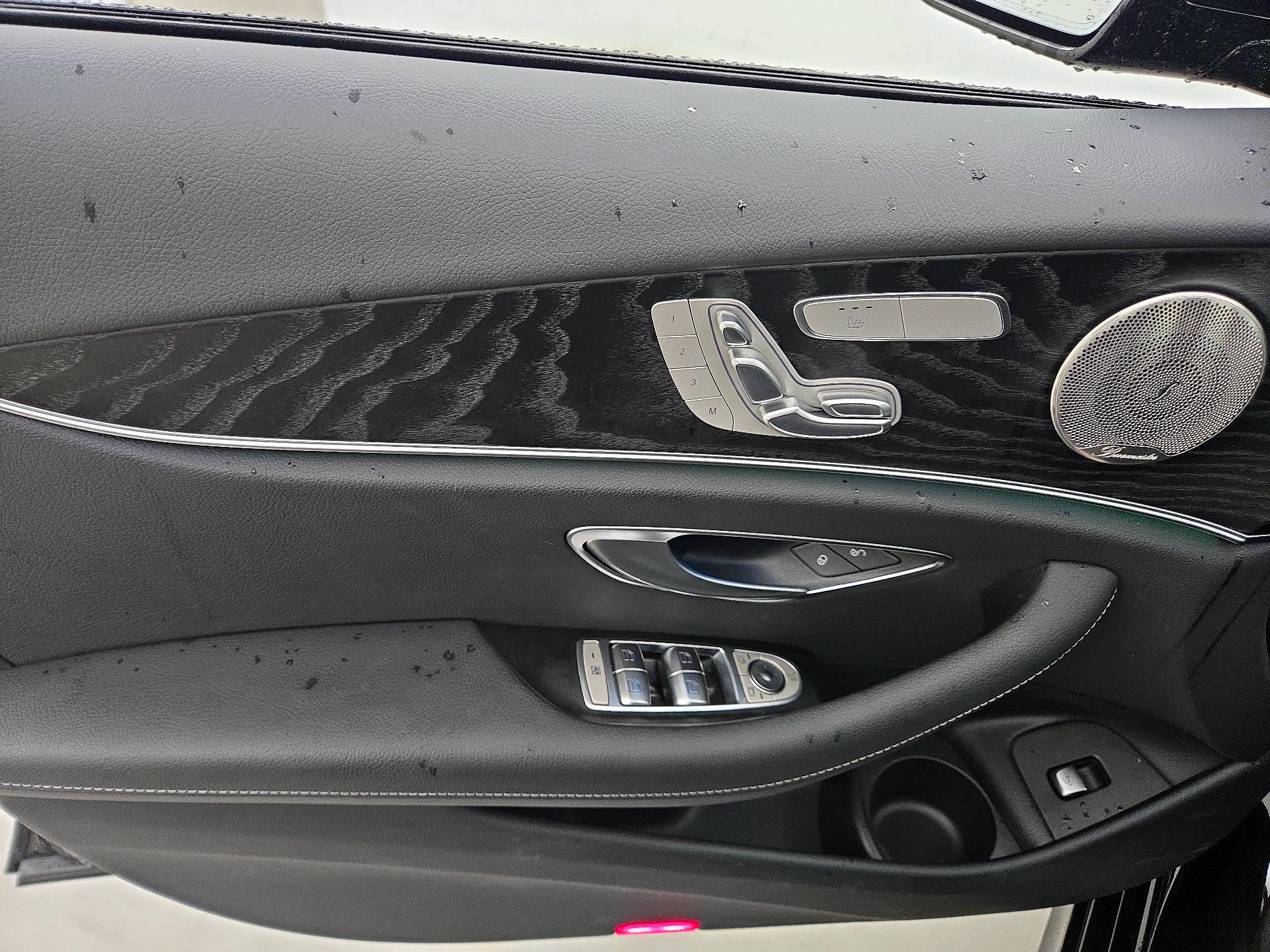 Thumbnail: 2022 Mercedes-Benz E-Class - 12