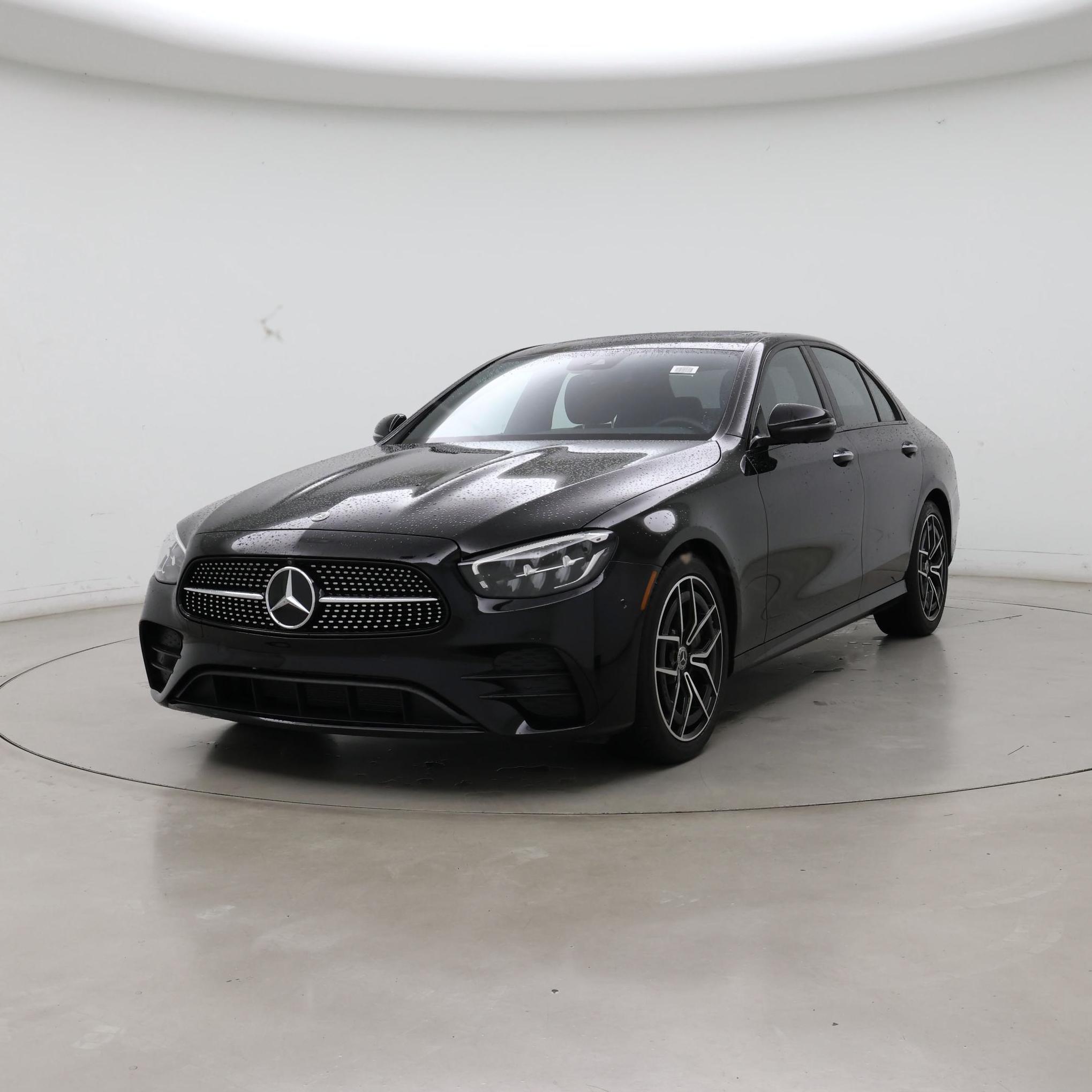 Thumbnail: 2022 Mercedes-Benz E-Class - 4