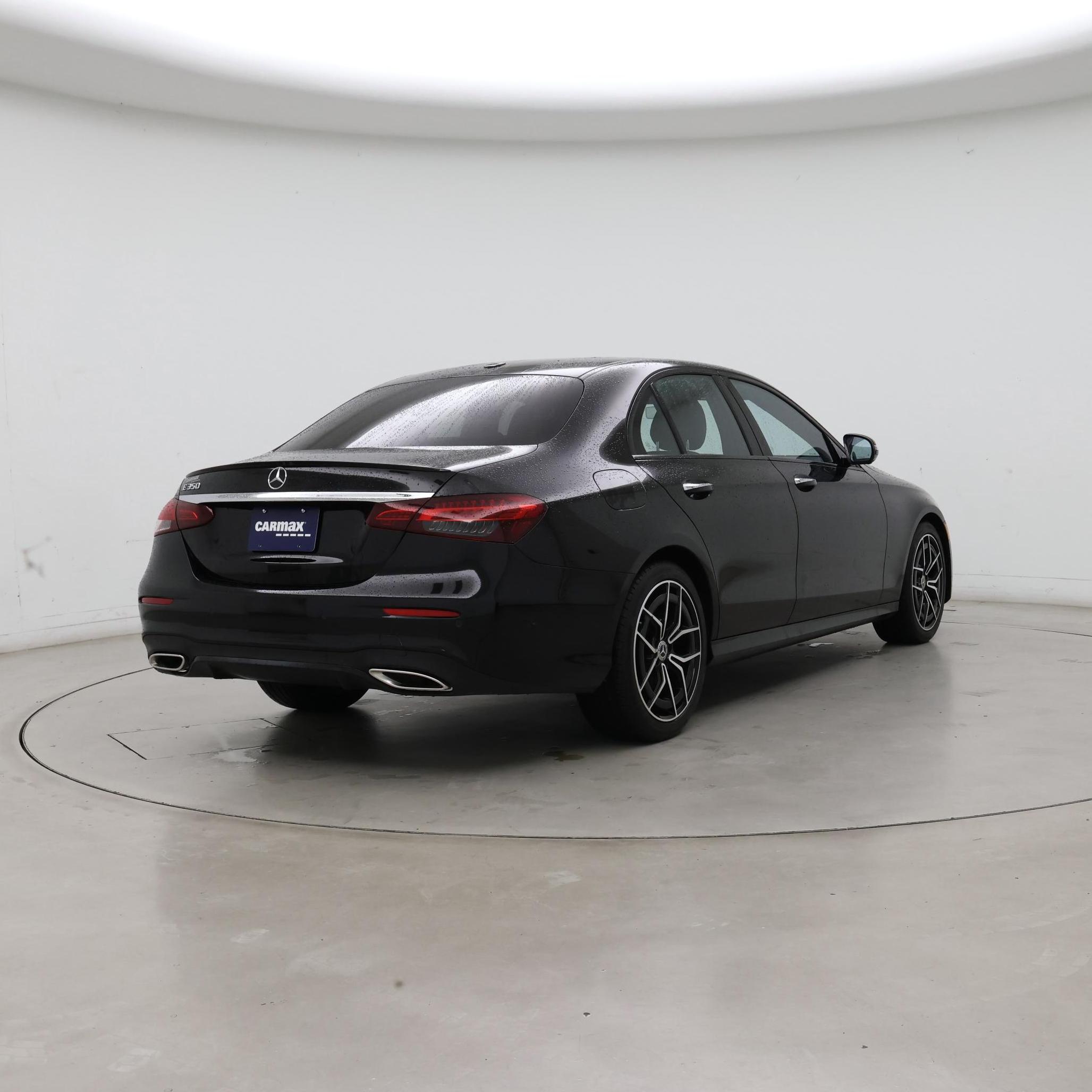 Thumbnail: 2022 Mercedes-Benz E-Class - 8