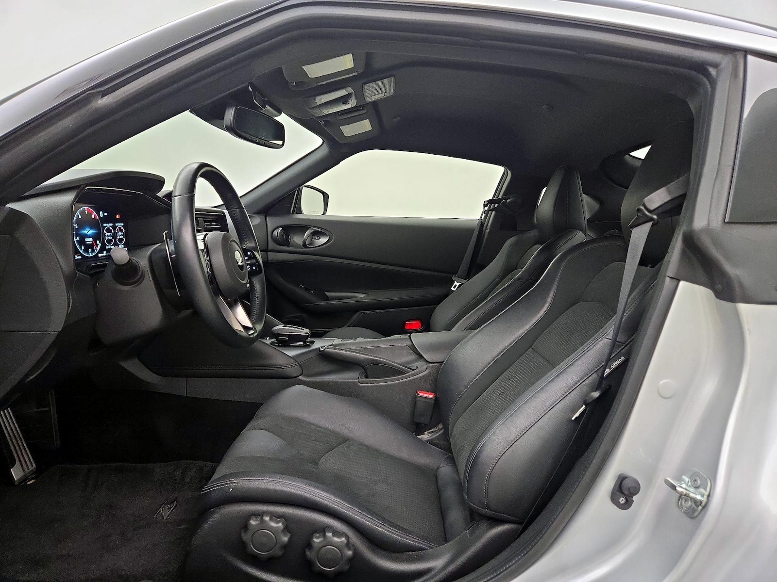 2025 Nissan Z Performance - Photo 12