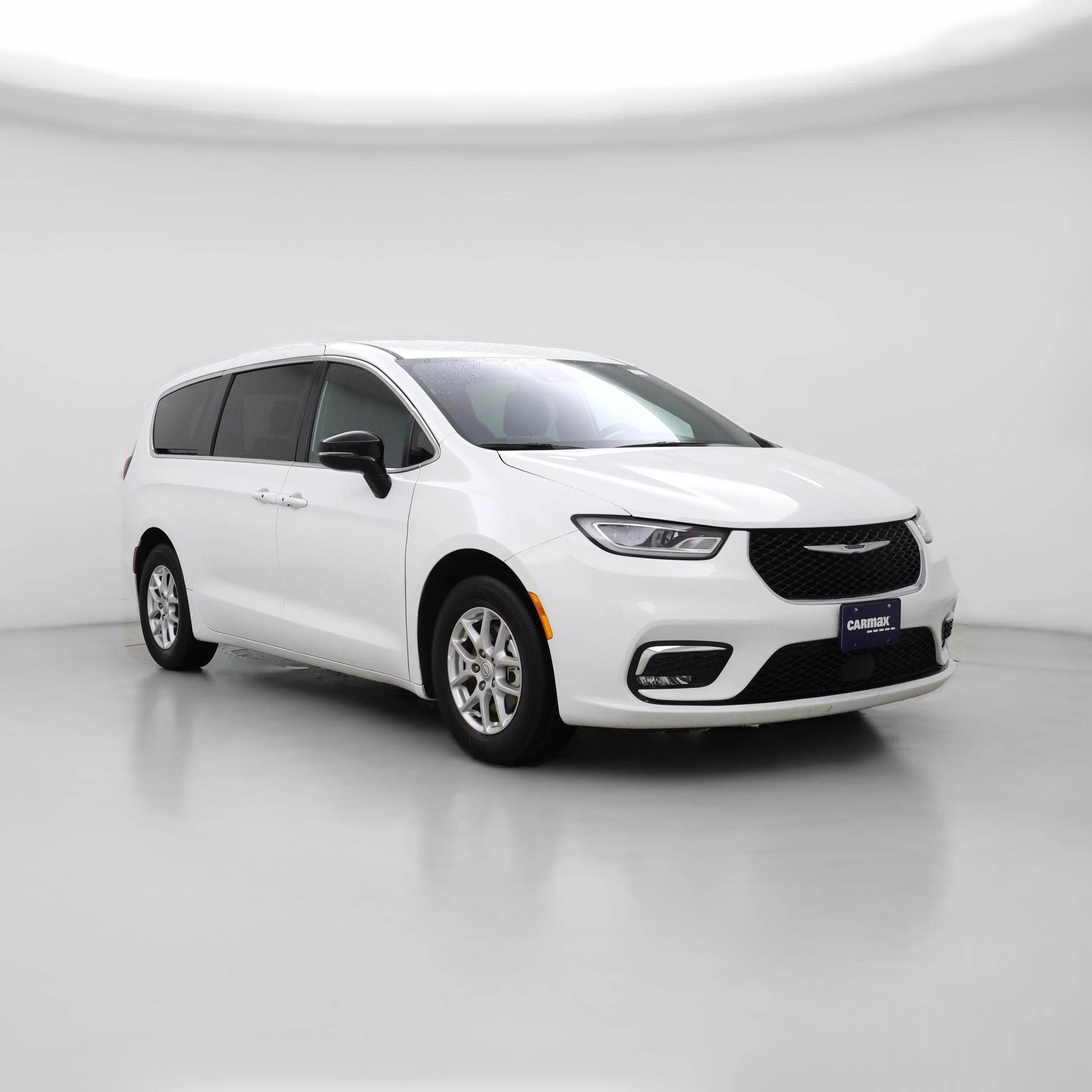 Thumbnail: 2025 Chrysler Pacifica - 1