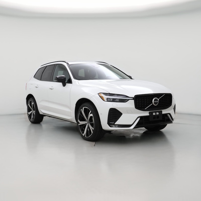 2023 Volvo XC60 B5 Ultimate Dark Theme