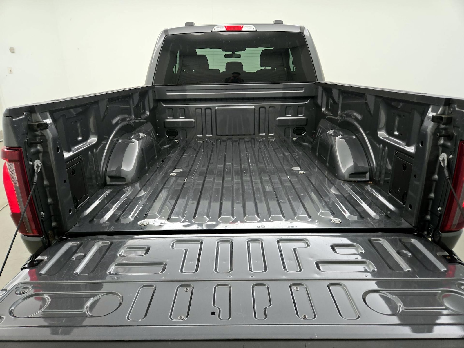 2025 Ford F-150 STX - Photo 21