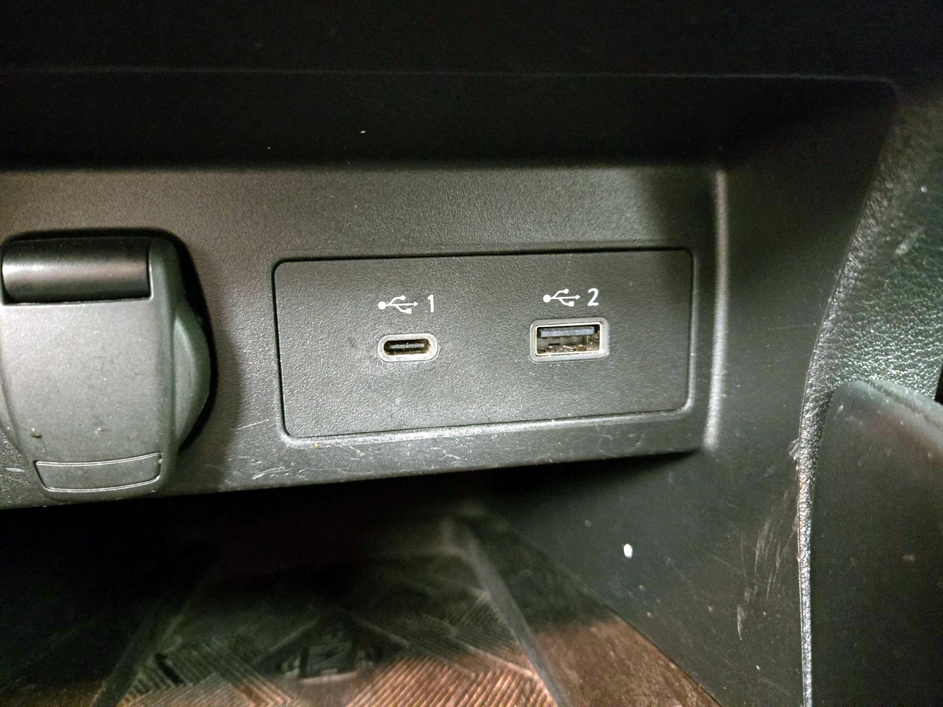 Thumbnail: 2024 Nissan Versa - 17