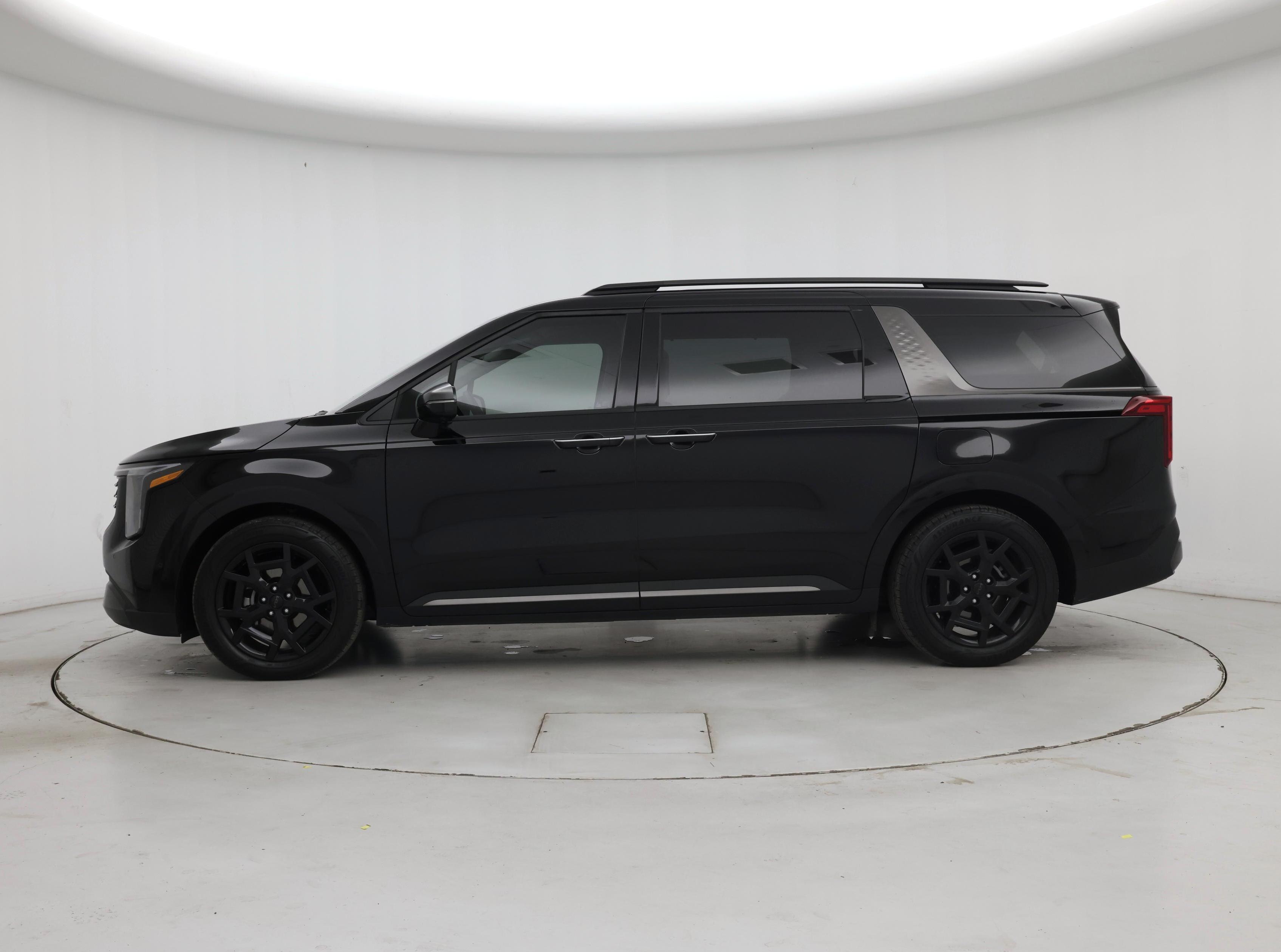 Thumbnail: 2026 Kia Carnival - 3