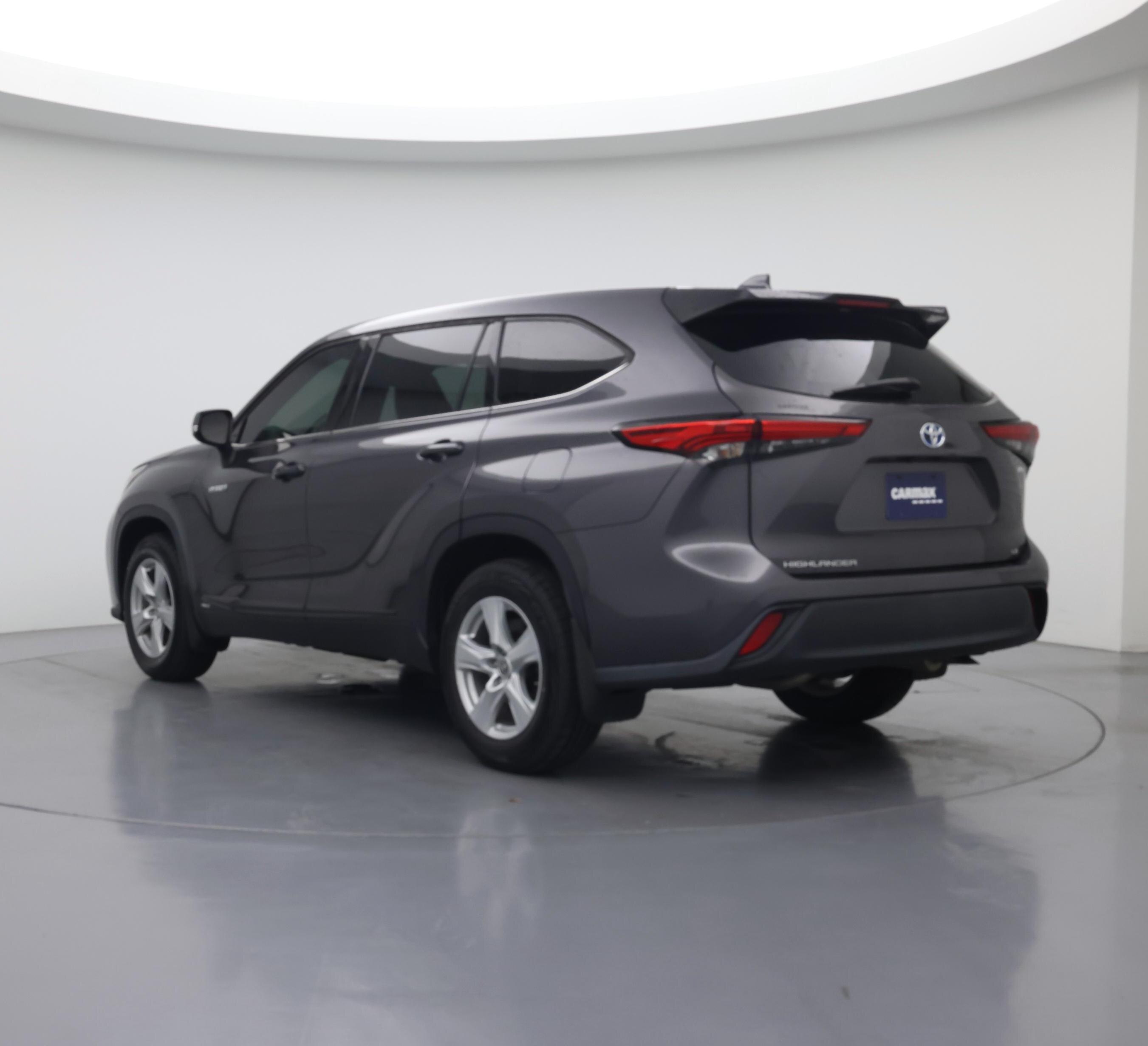 Thumbnail: 2021 Toyota Highlander - 2