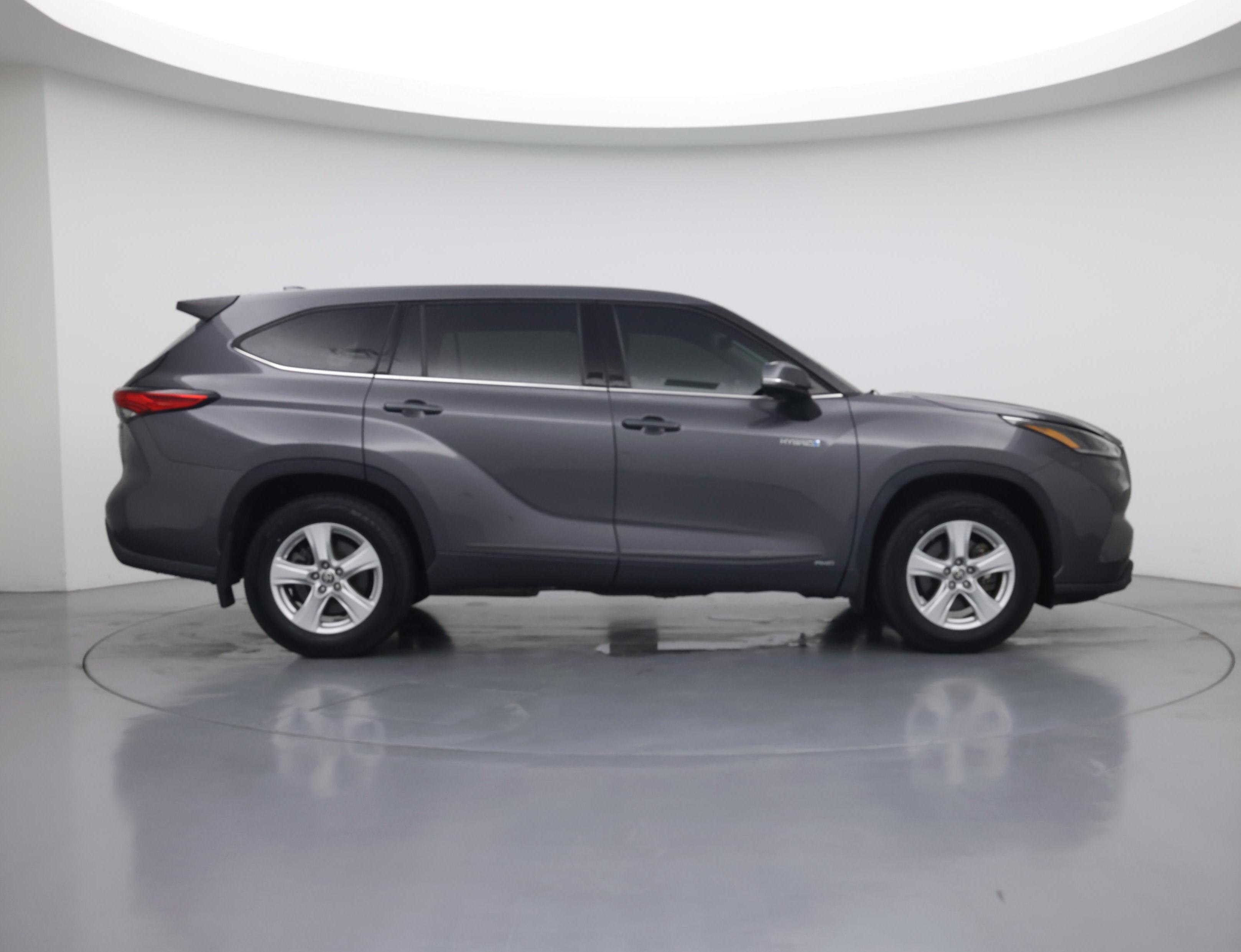 Thumbnail: 2021 Toyota Highlander - 7