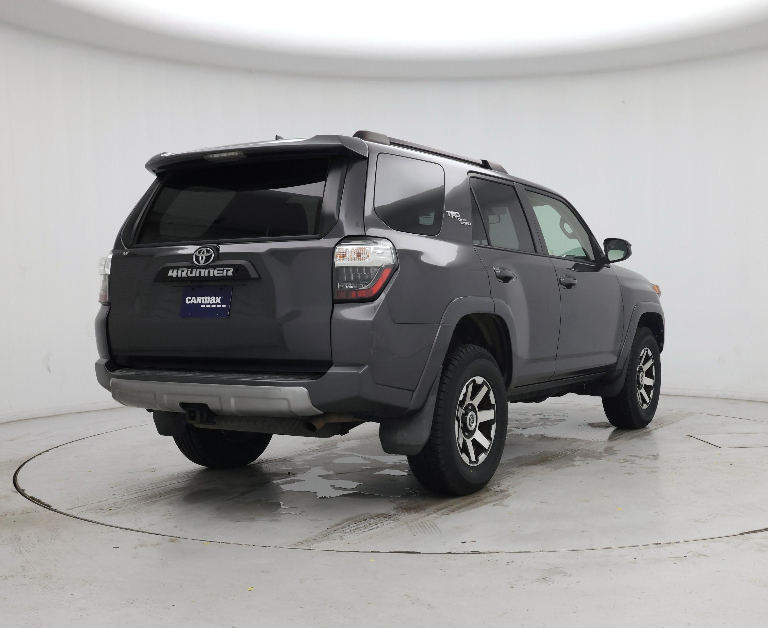 Thumbnail: 2019 Toyota 4Runner - 8